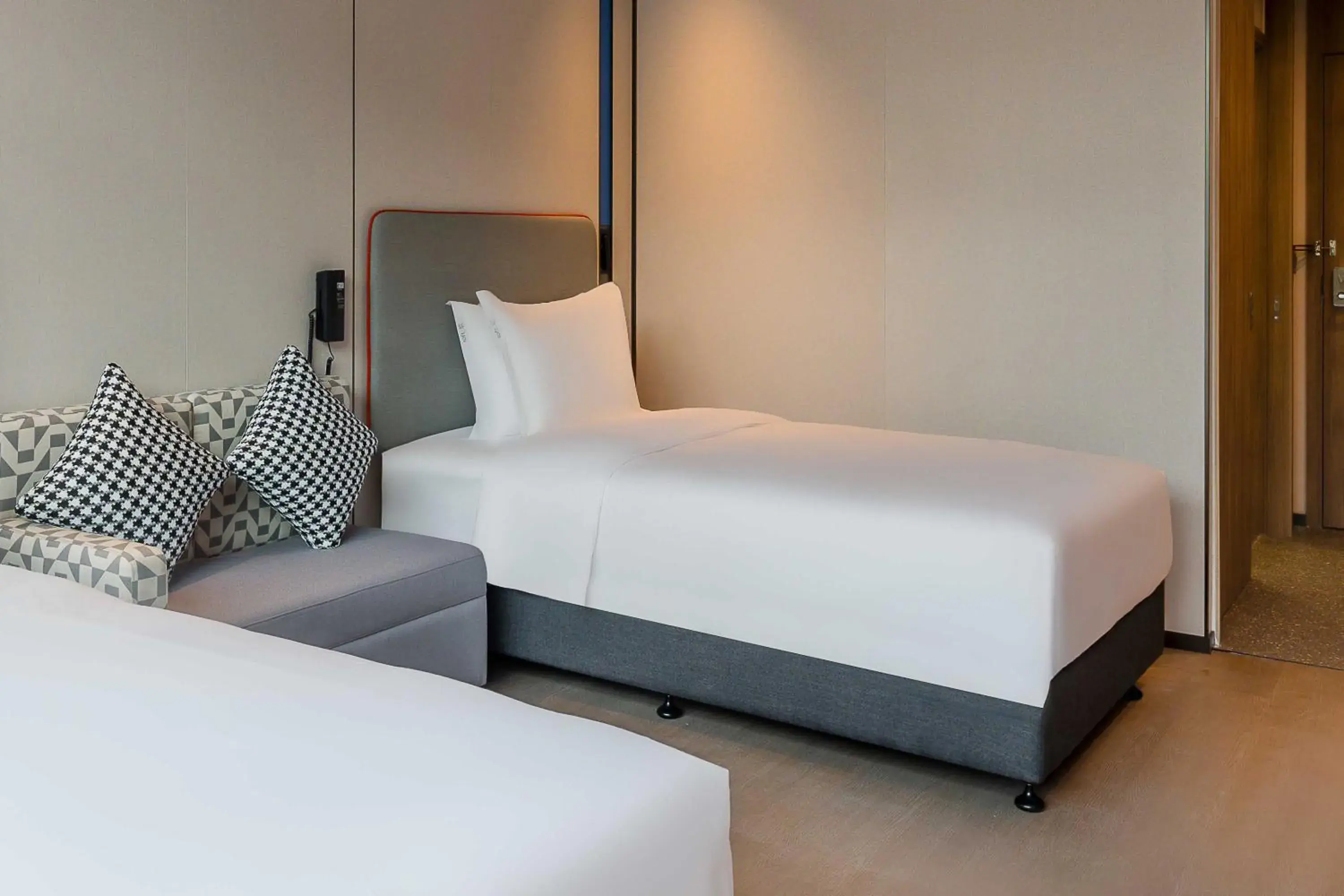 Other, Bed in Holiday Inn Express Jiangmen East Station, an IHG Hotel