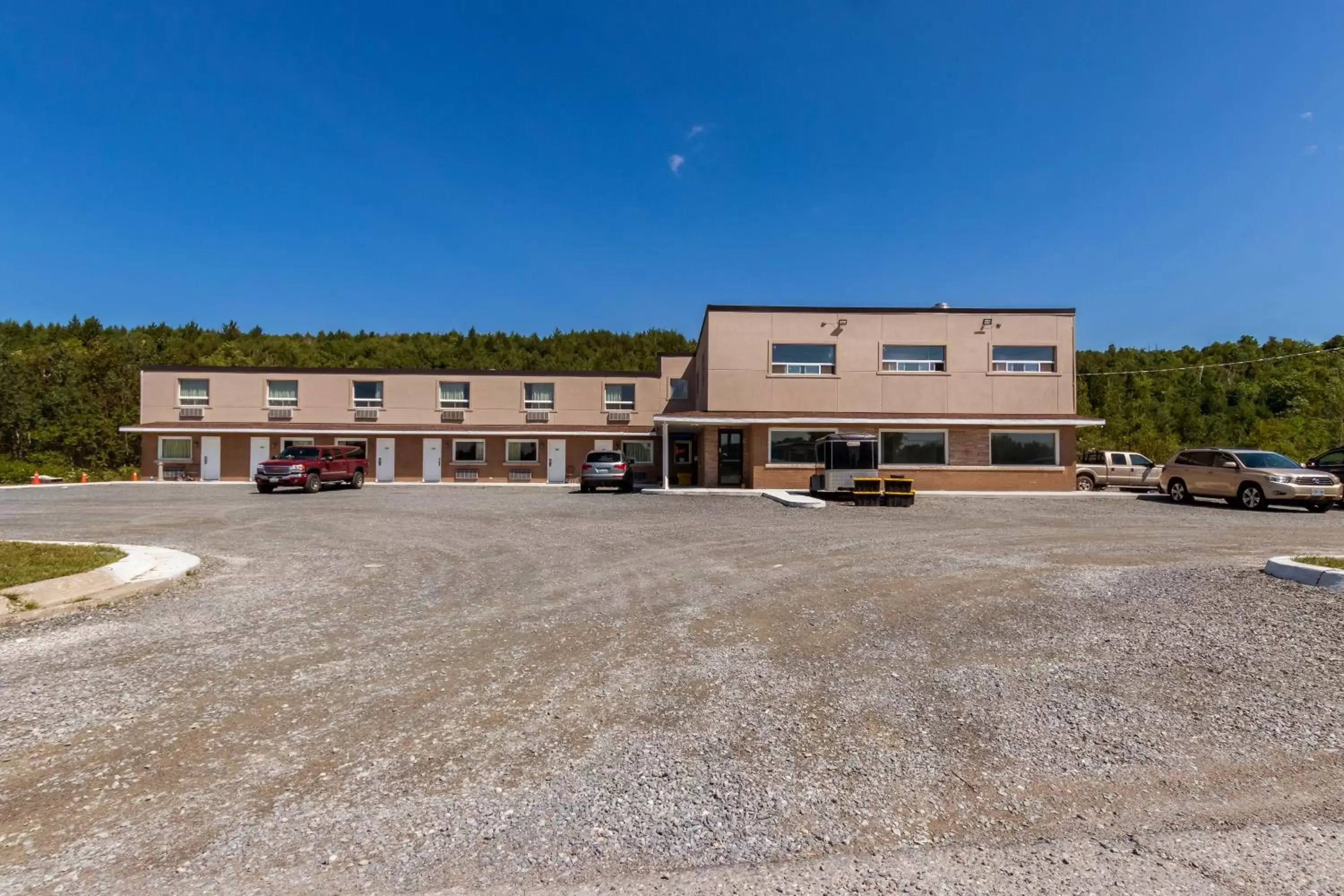 Street view, Property Building in Motel 6-Sudbury, ON