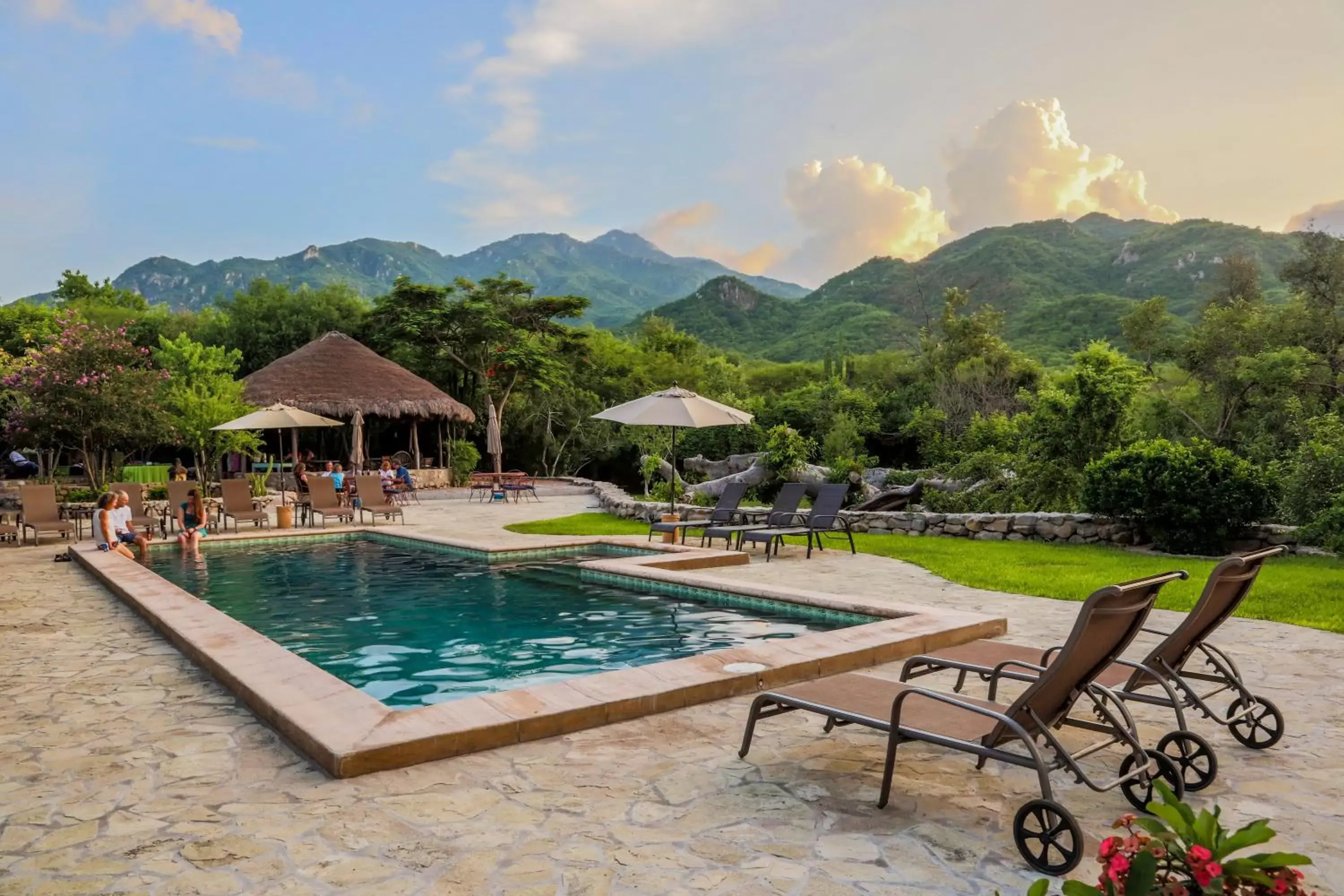 Swimming Pool in El Pedregal - Hotel en la Naturaleza