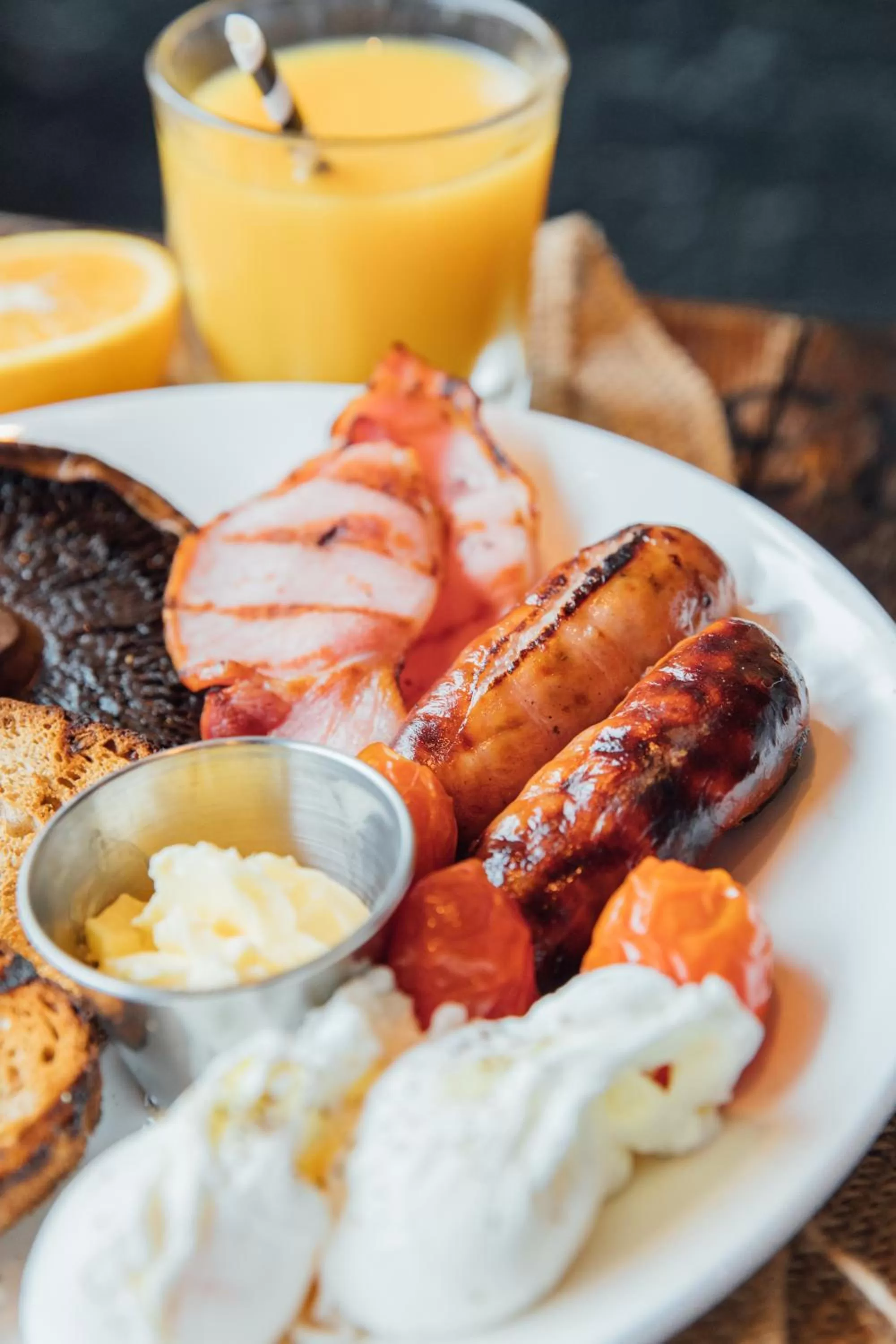 Breakfast in The Globe