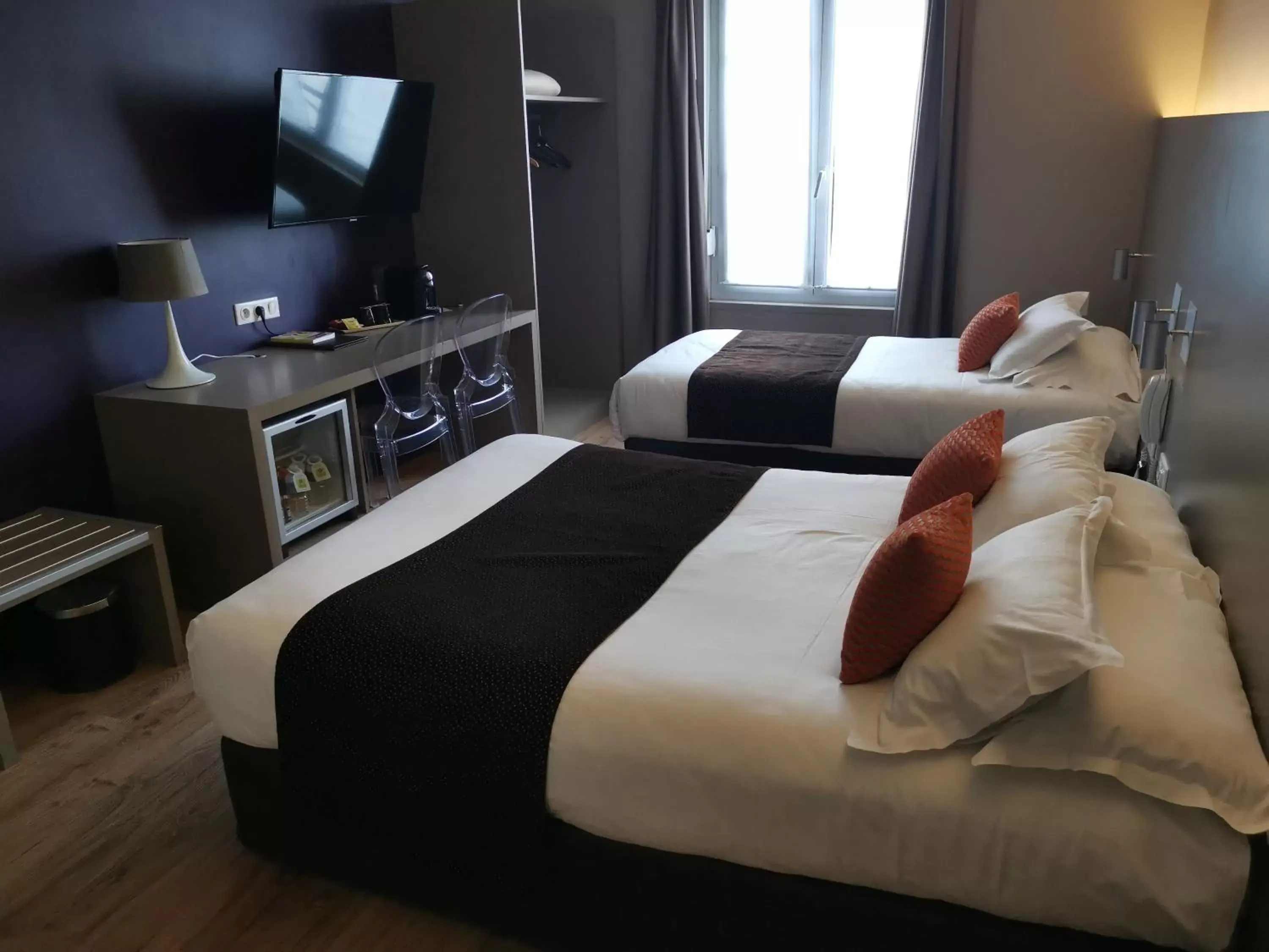 Bed in HOTEL & SPA Le Renard Centre