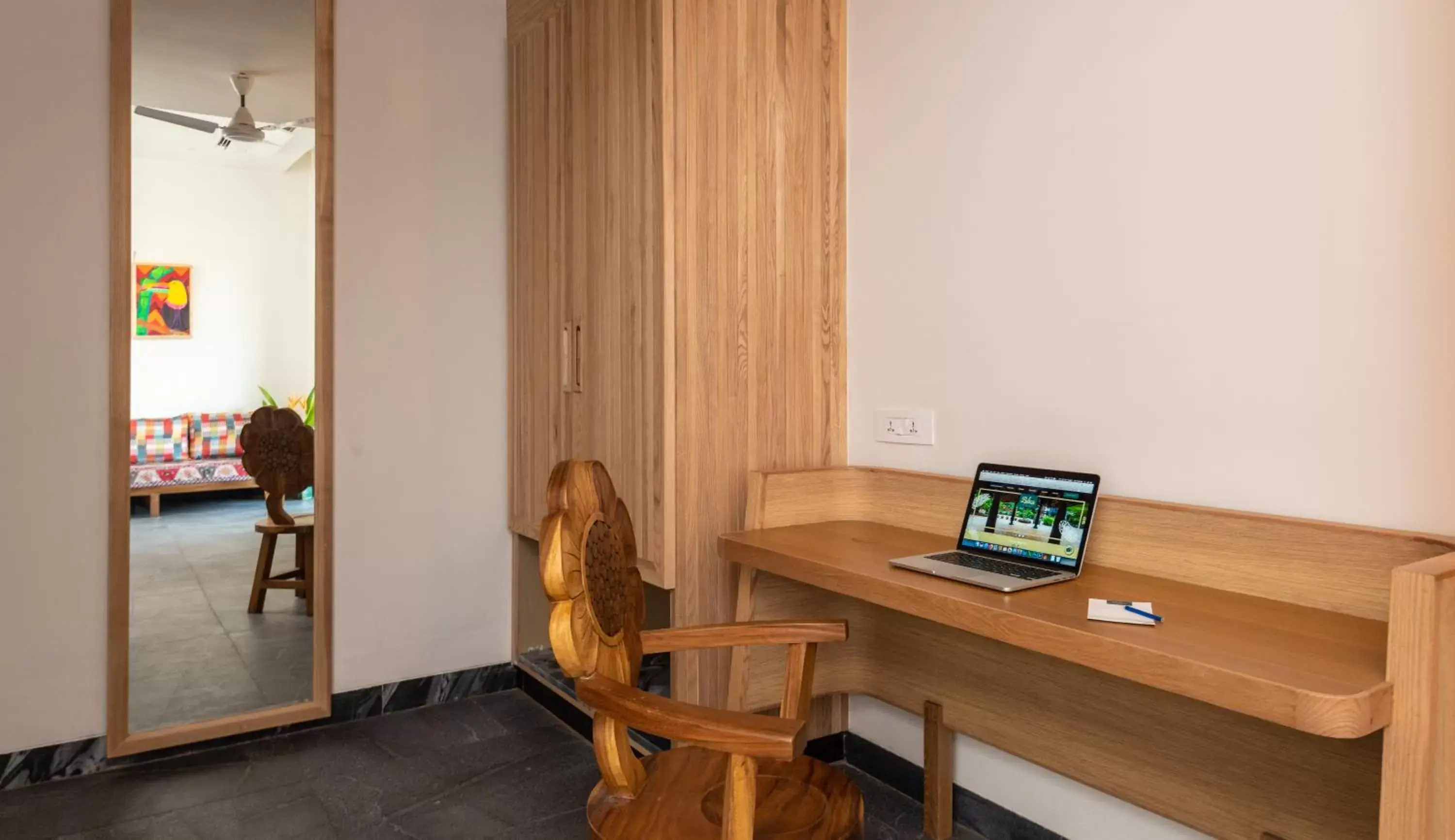 Seating area, TV/Entertainment Center in Beleza By The Beach