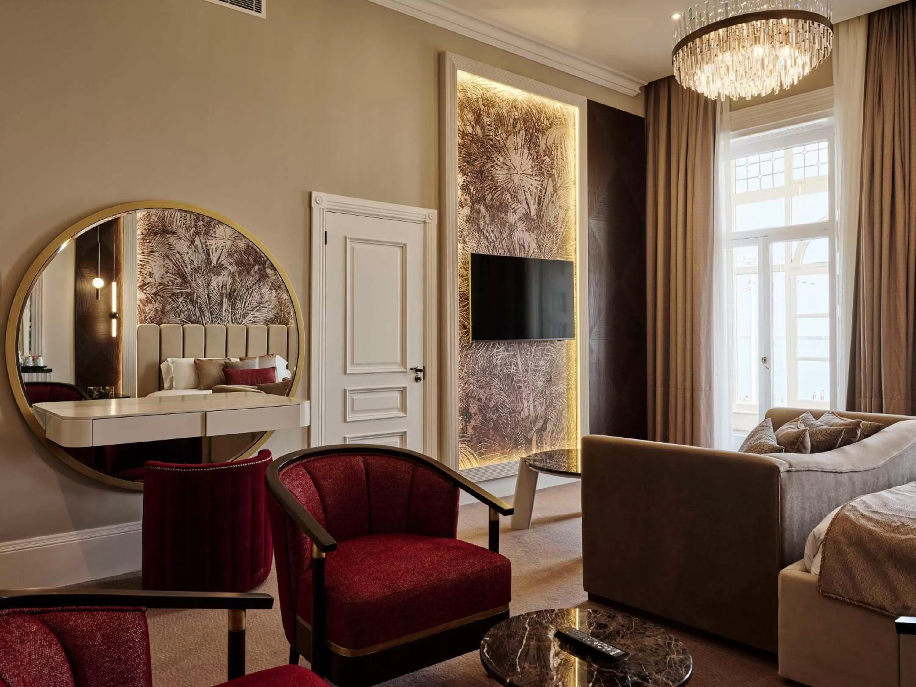 Photo of the whole room, Bed in Best Western Premier Dover Marina Hotel & Spa