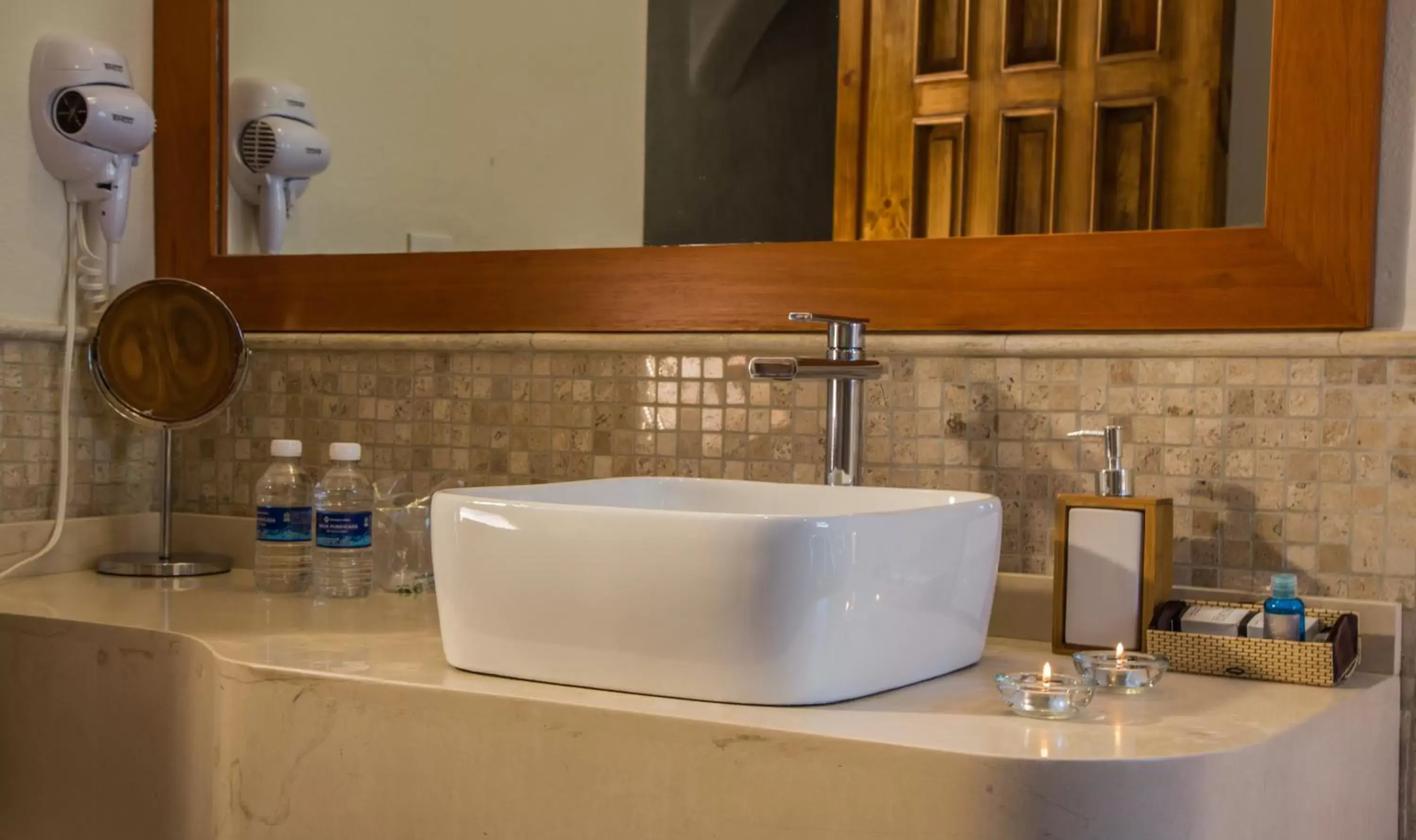 Property building, Bathroom in Guayaba Inn Boutique Hotel