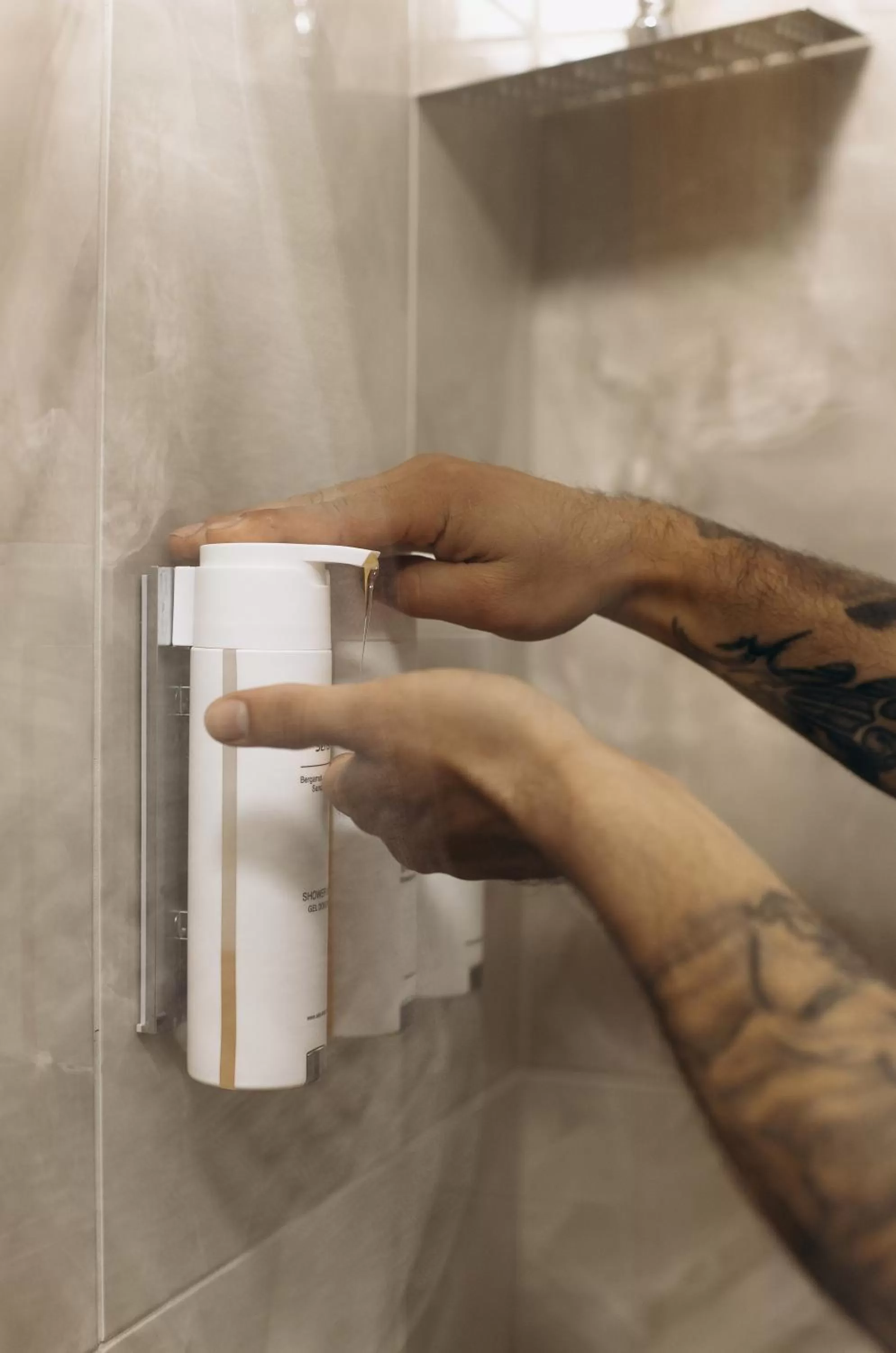 Shower in Eduard Hotel