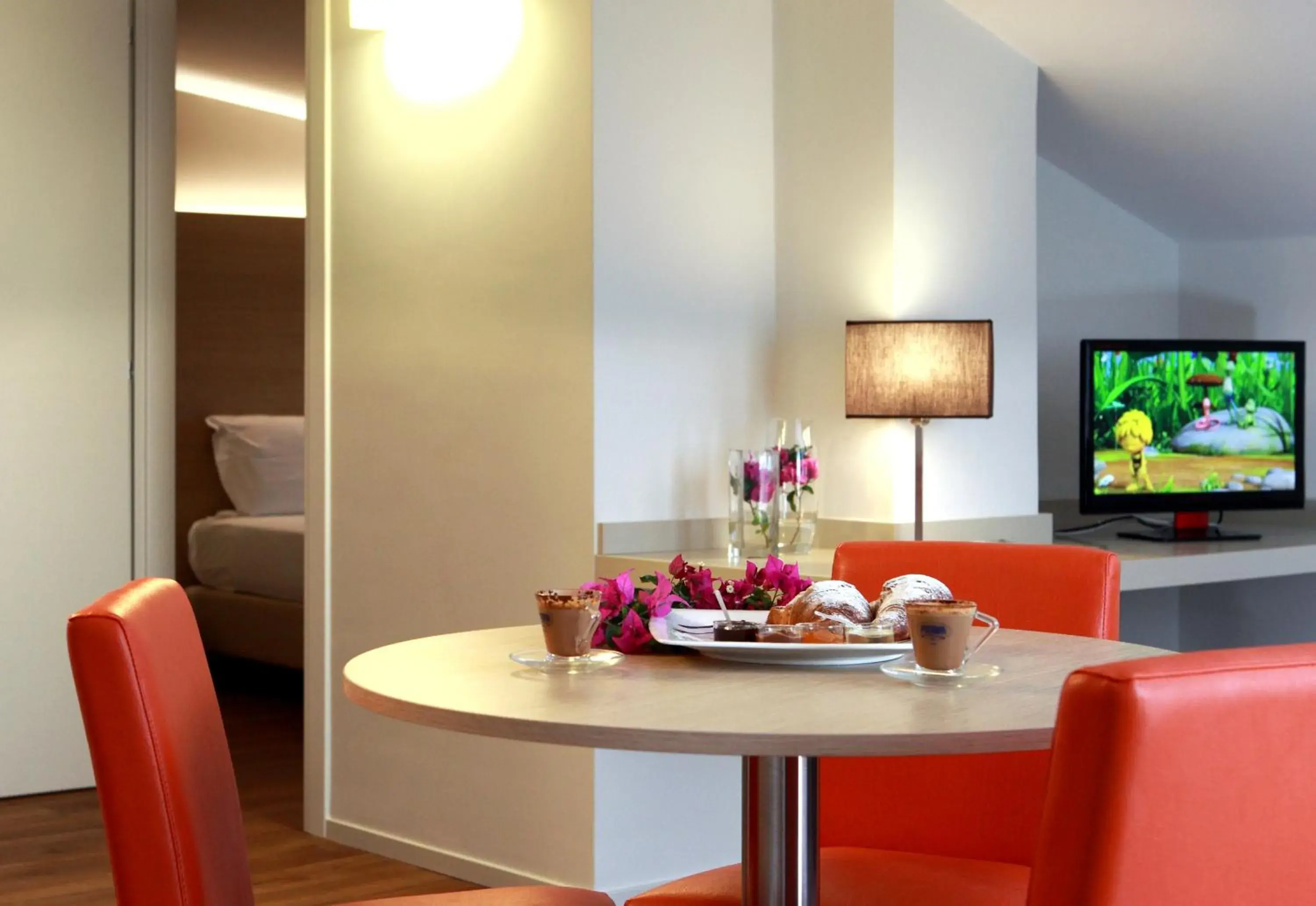 Living room, TV/Entertainment Center in Hotel Colonne - Alihotels