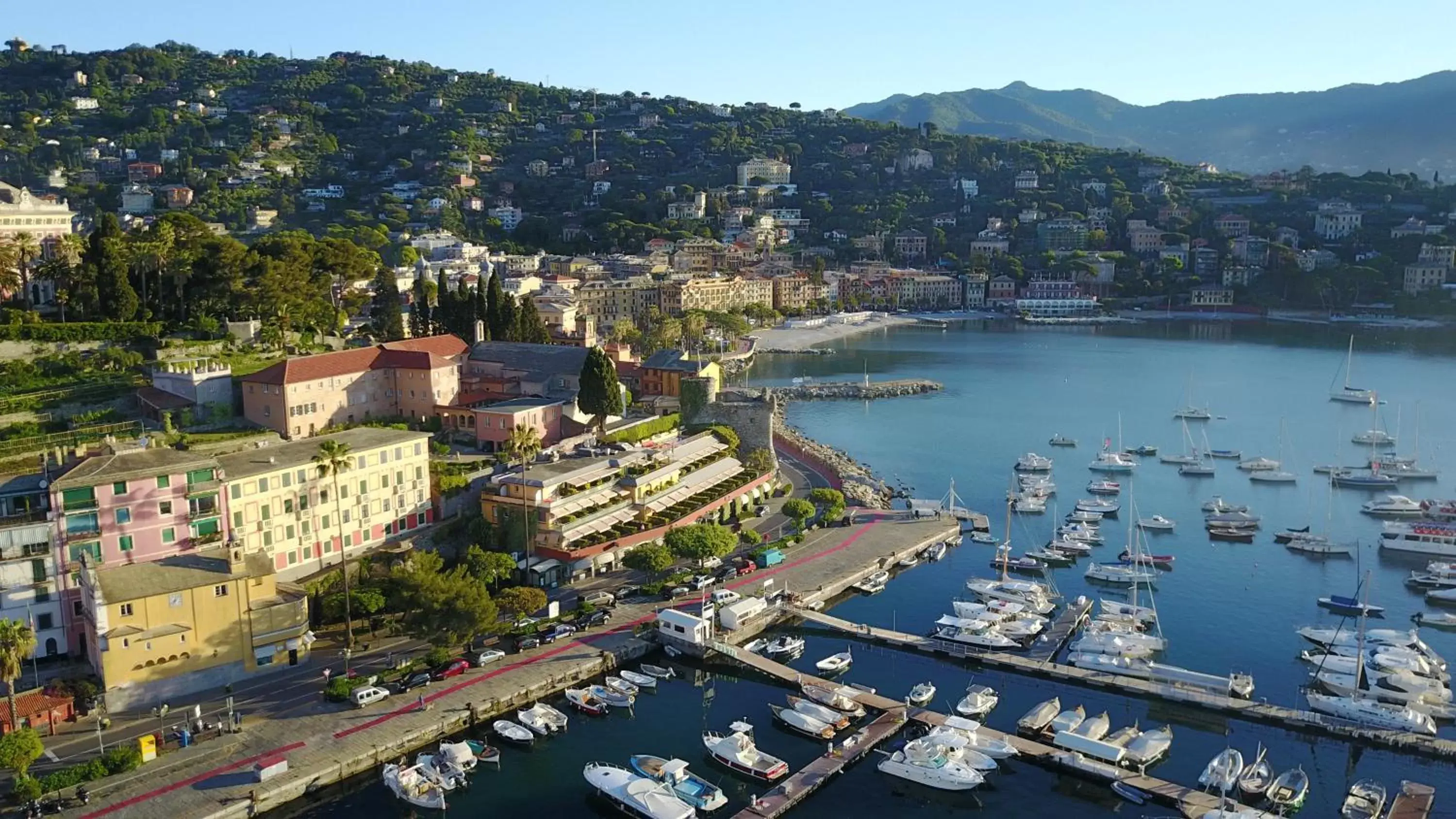 Bird's eye view, Bird's-eye View in Hotel Laurin