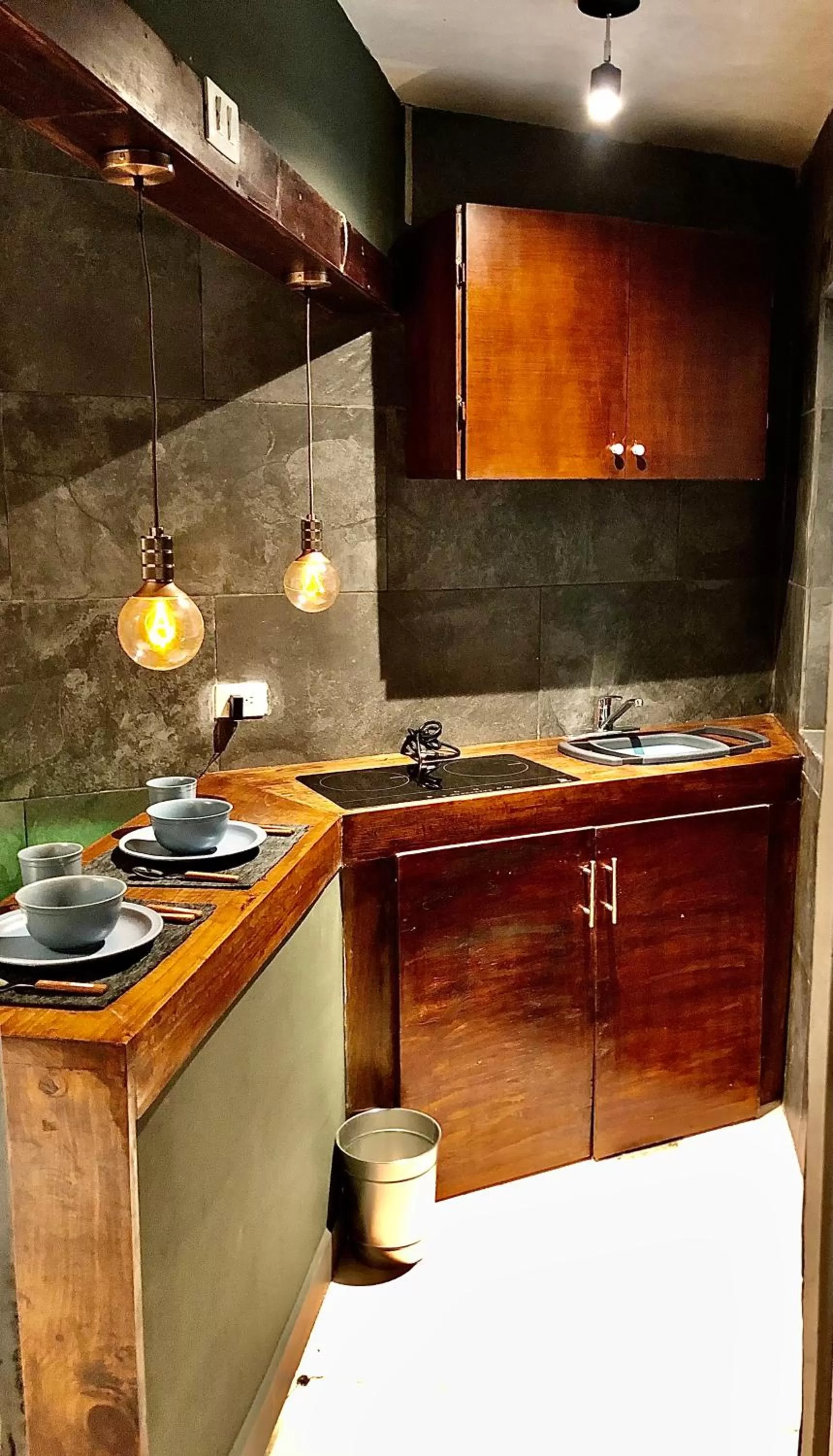 Kitchen/Kitchenette in Zyan Rooms