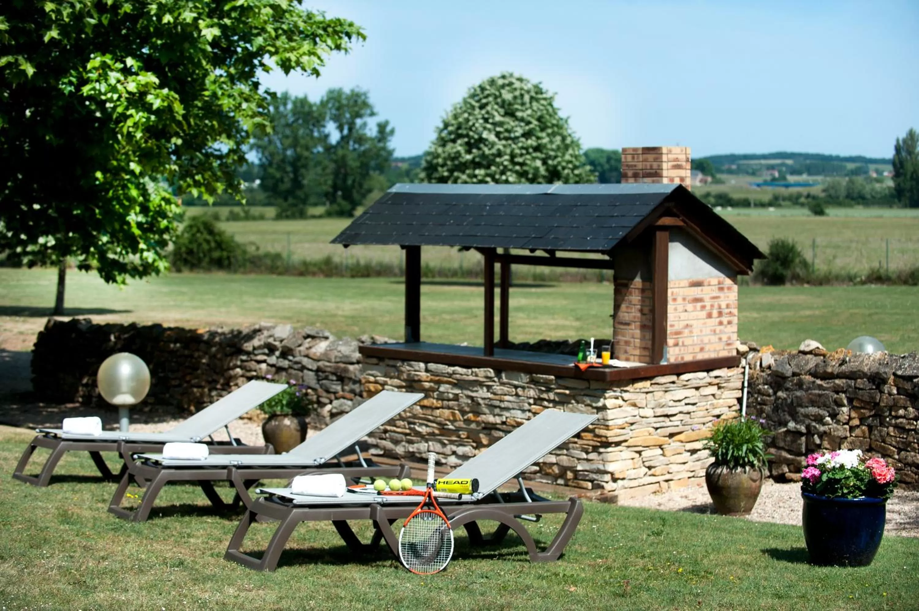 BBQ facilities in Hotel Le Paddock