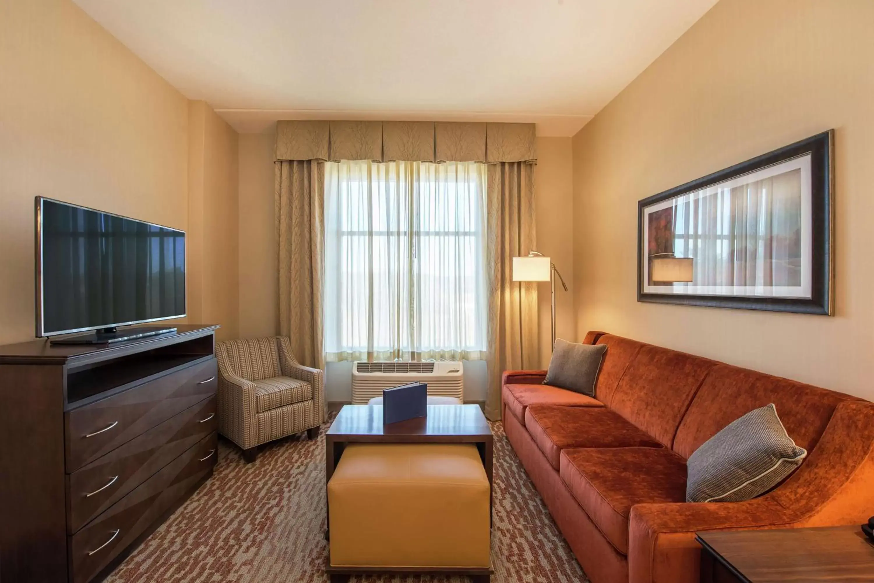 Living room, Seating Area in Homewood Suites by Hilton Boston Marlborough