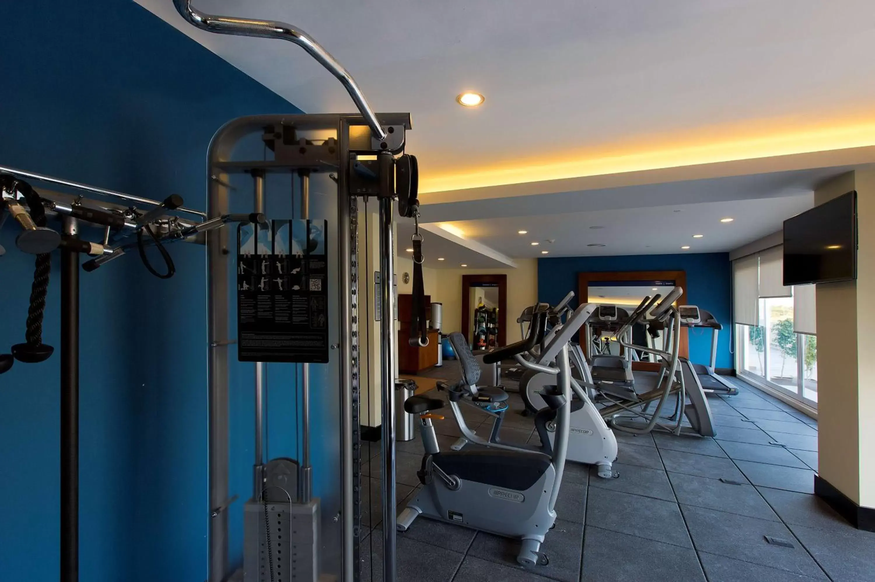 Fitness centre/facilities, Fitness Center/Facilities in Hampton Inn & Suites by Hilton Paraiso