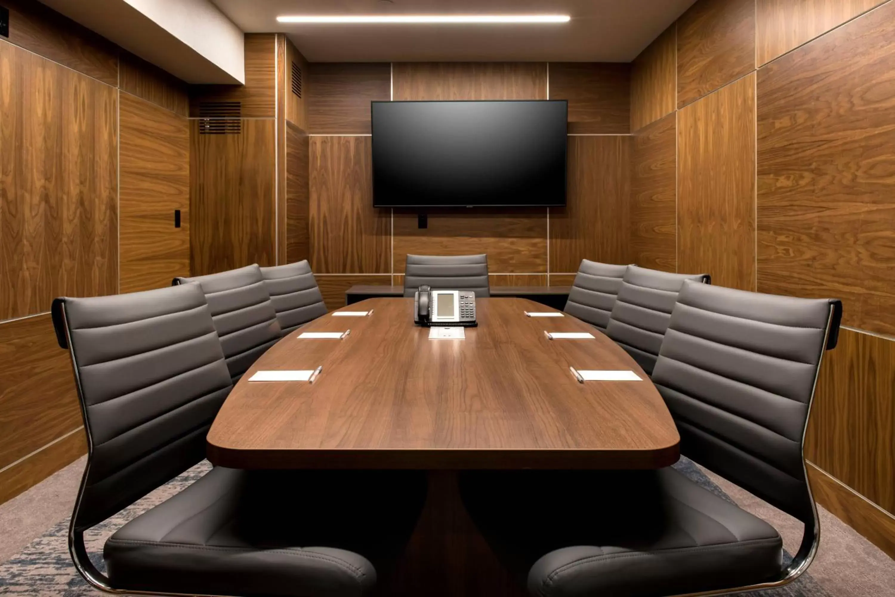 Meeting/conference room in TownePlace Suites by Marriott New York Long Island City