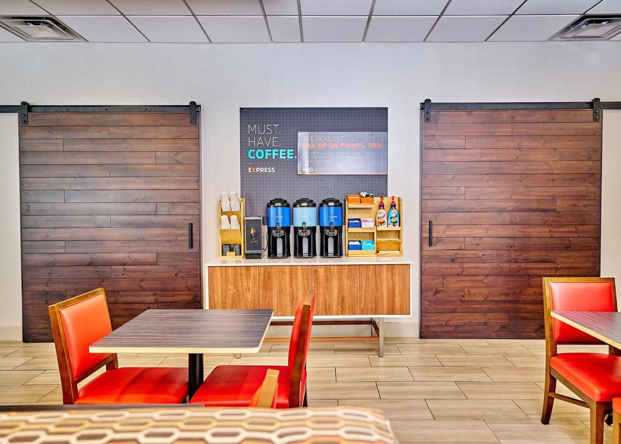 Breakfast in Holiday Inn Express Charleston-Civic Center by IHG