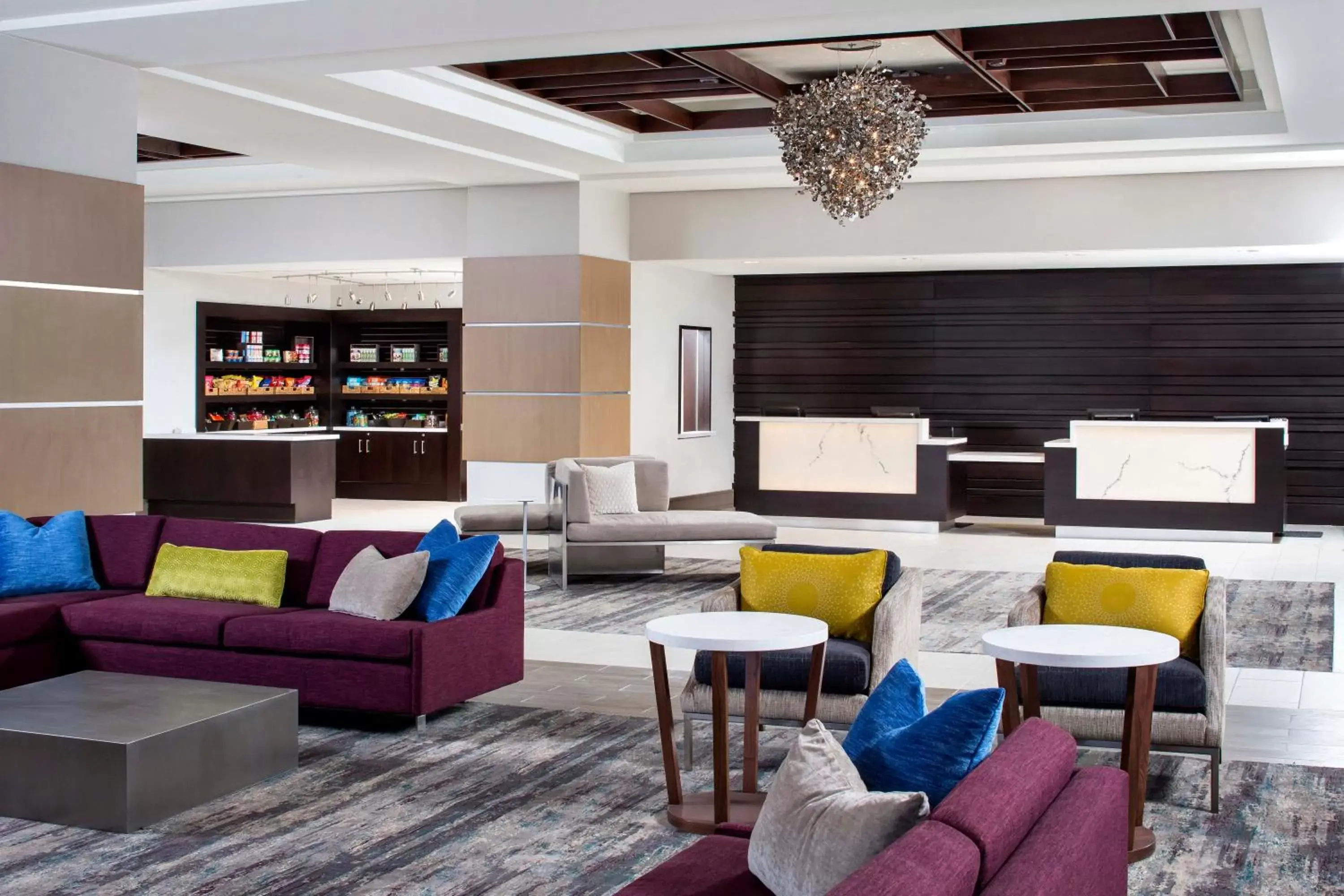 Lobby or reception, Lounge/Bar in Crowne Plaza Atlanta Midtown, an IHG Hotel