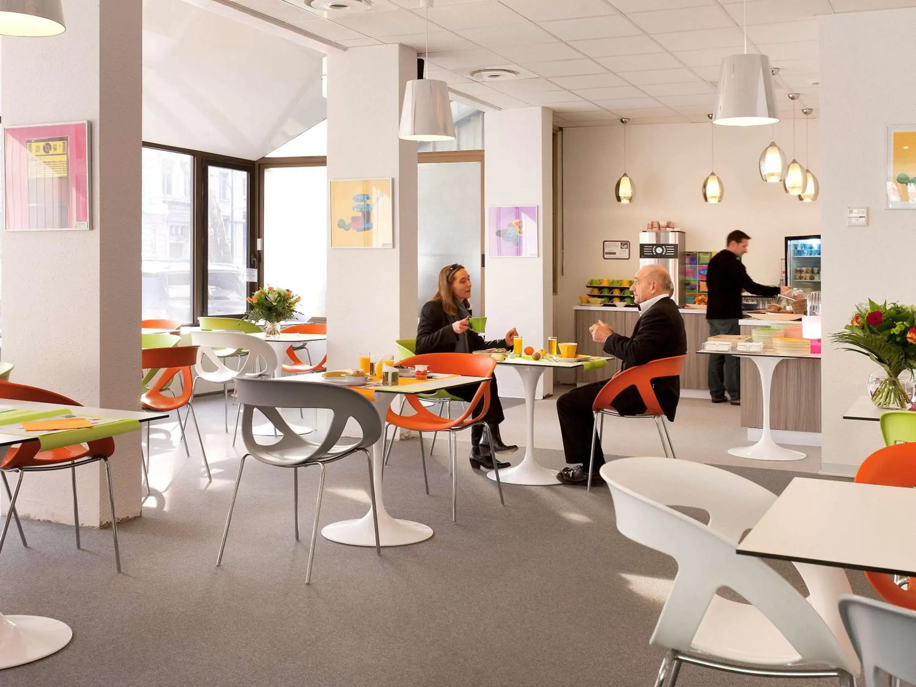 Property building, Restaurant/Places to Eat in ibis Styles Grenoble Centre Gare