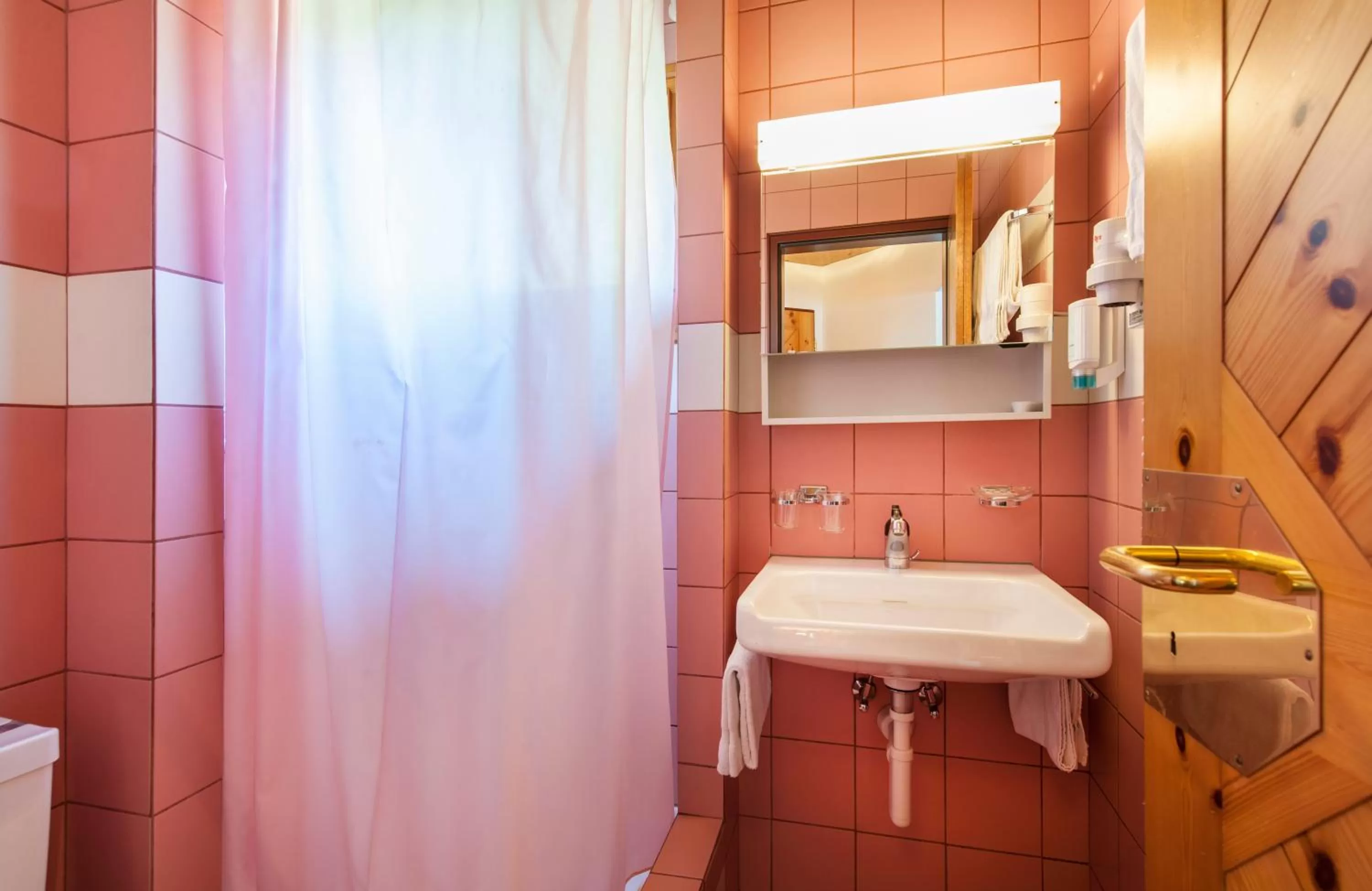 Single Room in T3 Hotel Mira Val