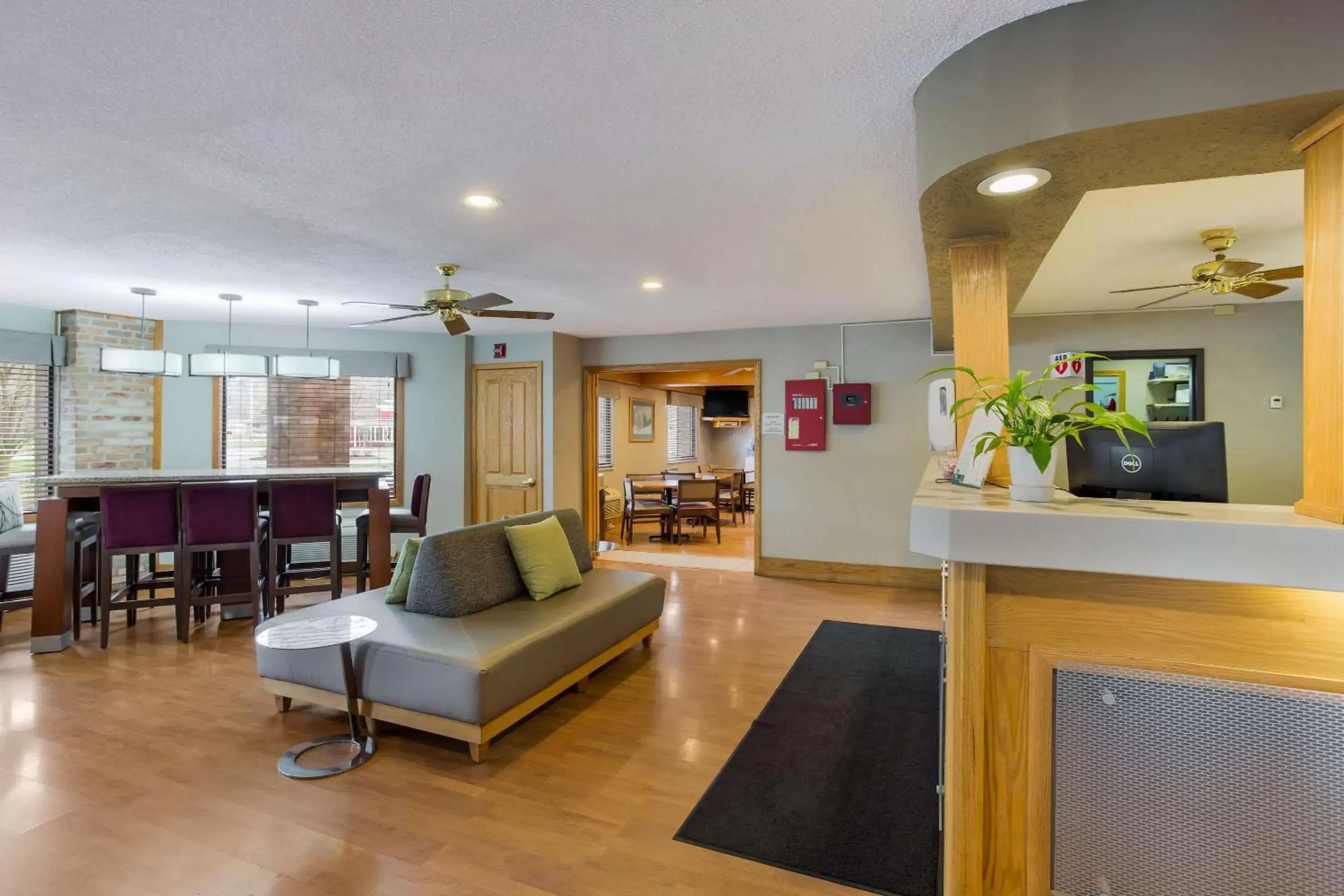 Lobby or reception in Quality Inn Lobby or reception in Quality Inn