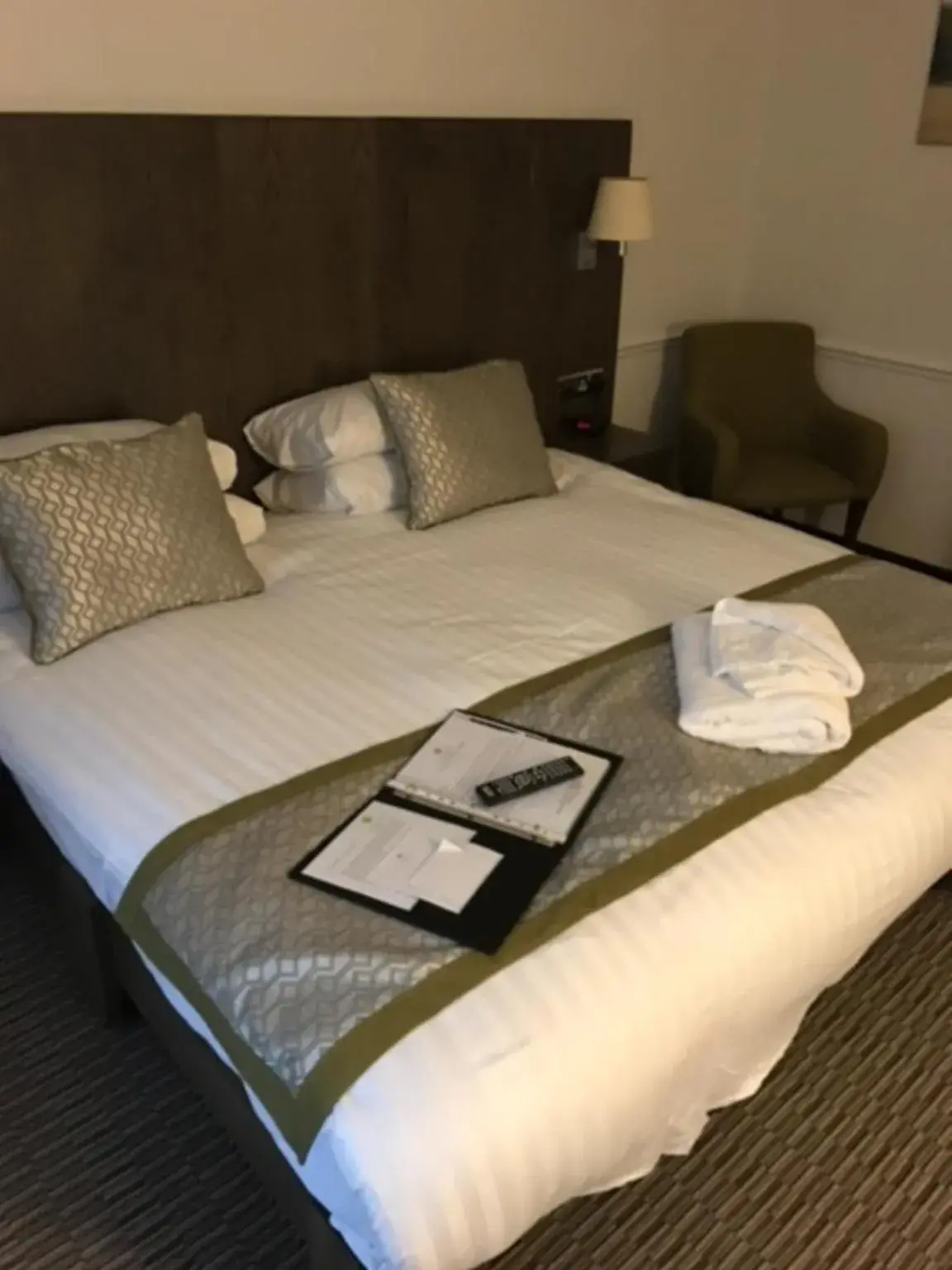Bed in Best Western Ipswich Hotel