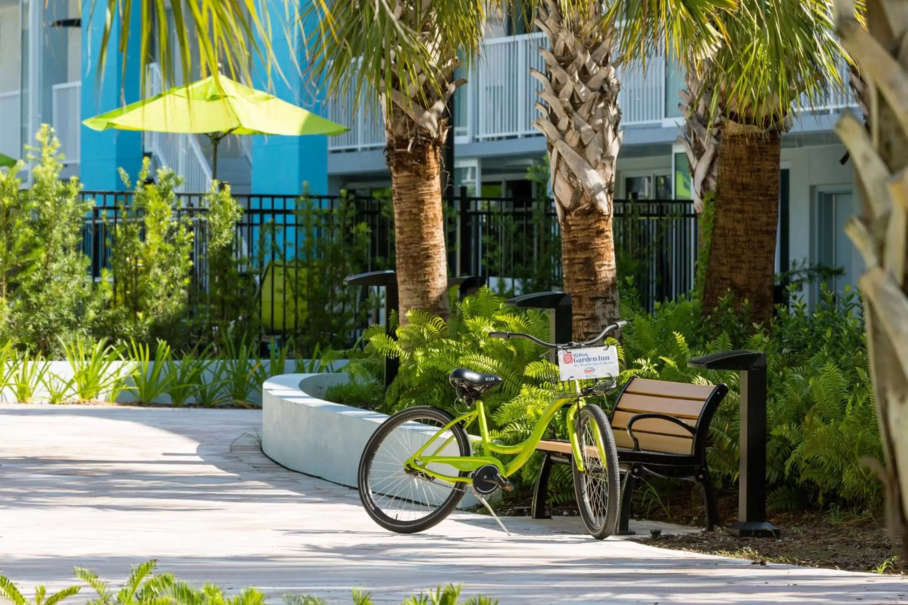 Inner courtyard view in Hilton Garden Inn Key West / The Keys Collection