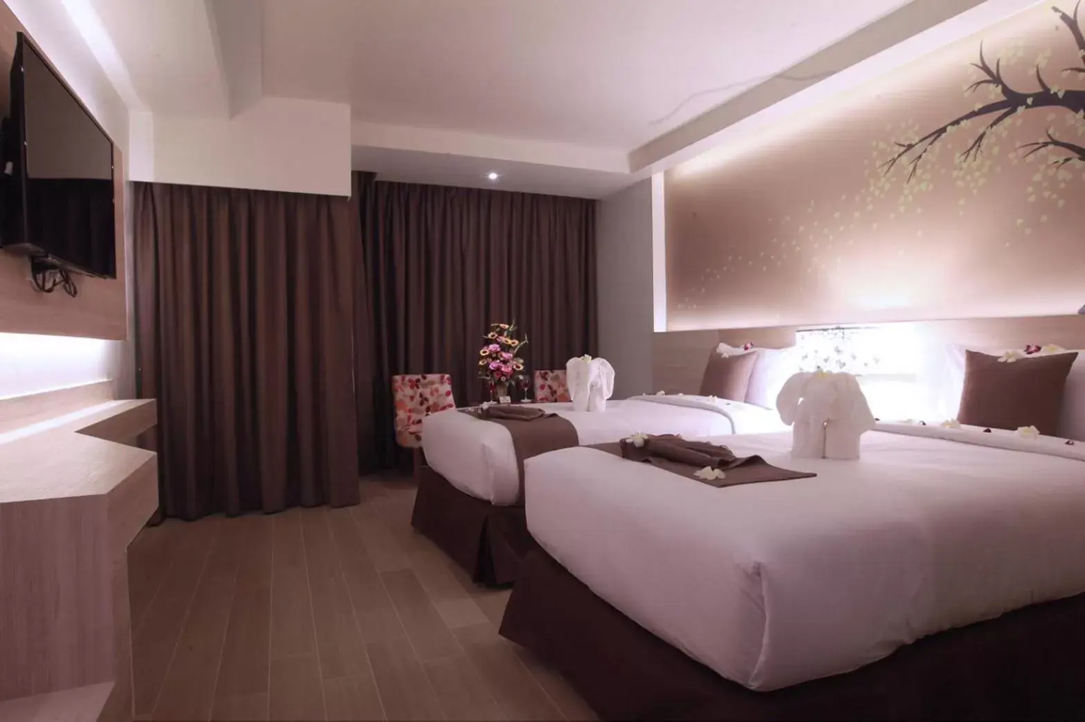 Bedroom, Bed in Levana Pattaya Hotel - SHA Extra Plus