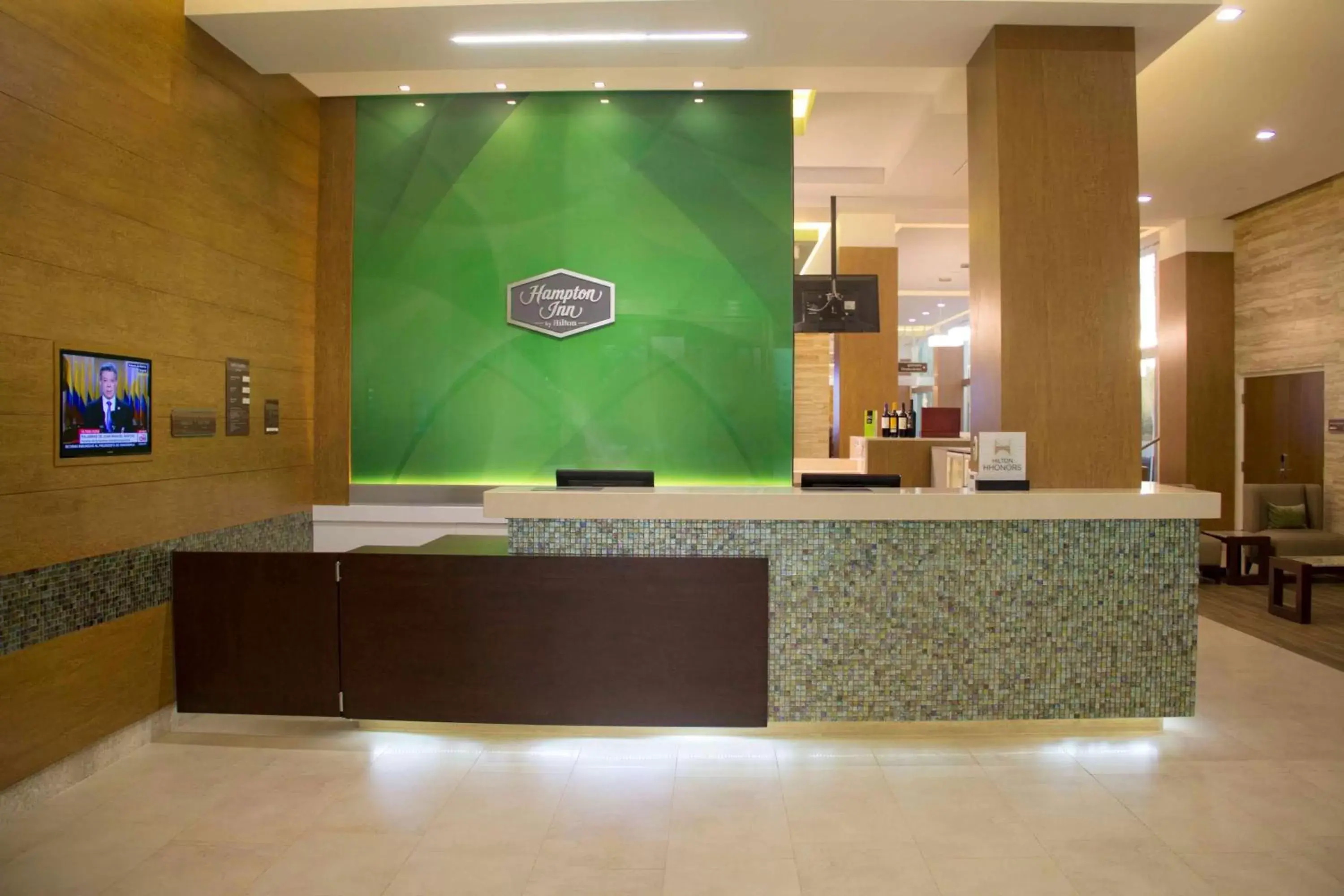 Lobby or reception, Lobby/Reception in Hampton Inn by Hilton Merida