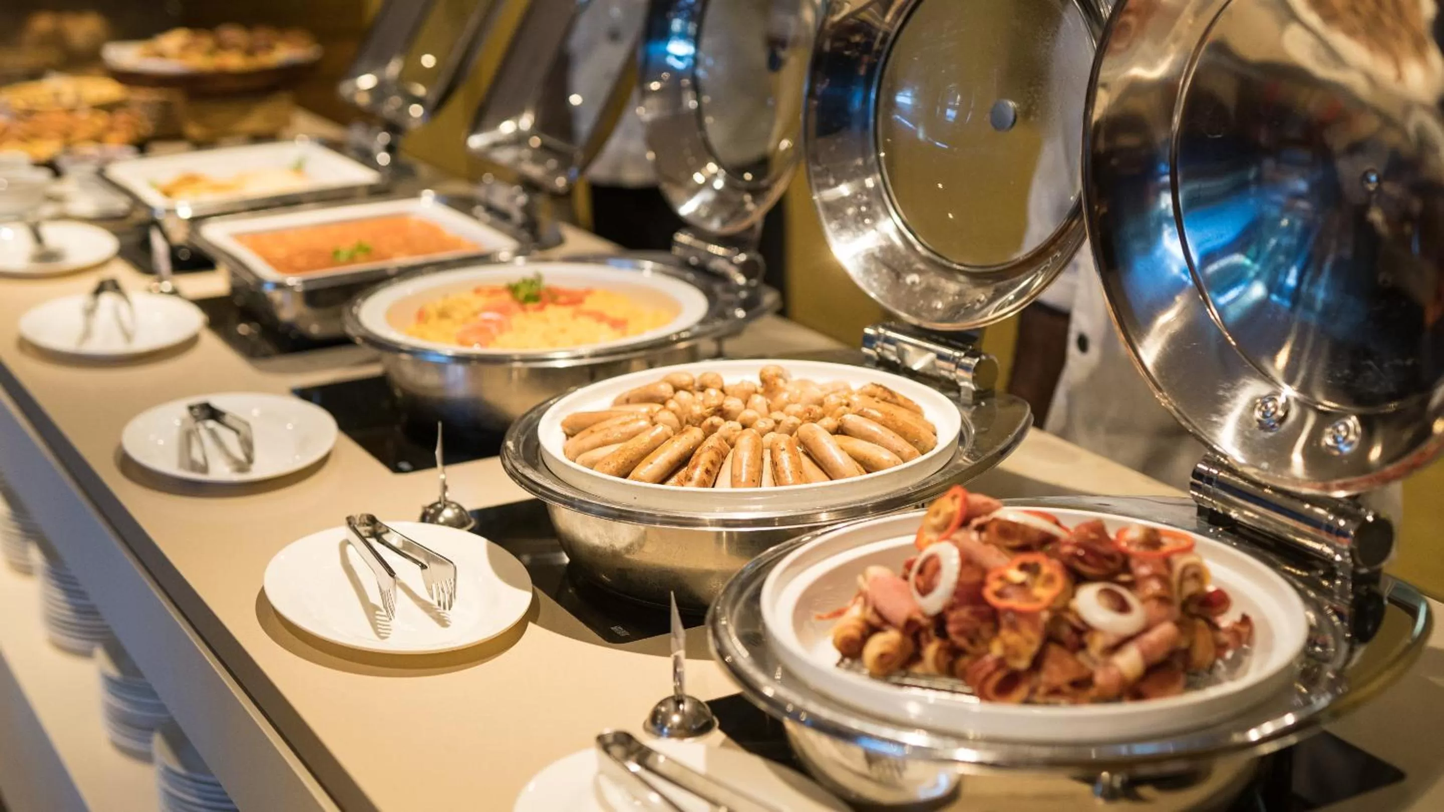 Buffet breakfast in Holiday Inn Express Port Moresby by IHG