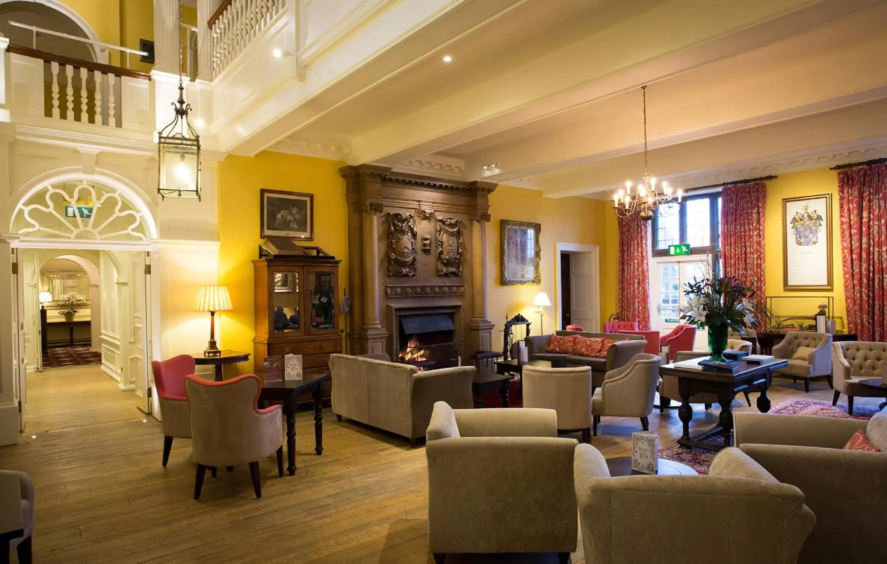 Communal lounge/ TV room, Restaurant/Places to Eat in Gisborough Hall Hotel