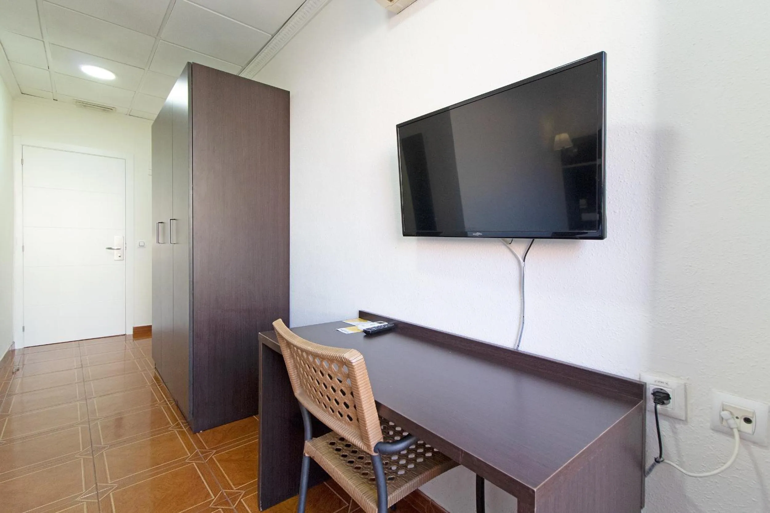TV and multimedia in Hotel Sagunto