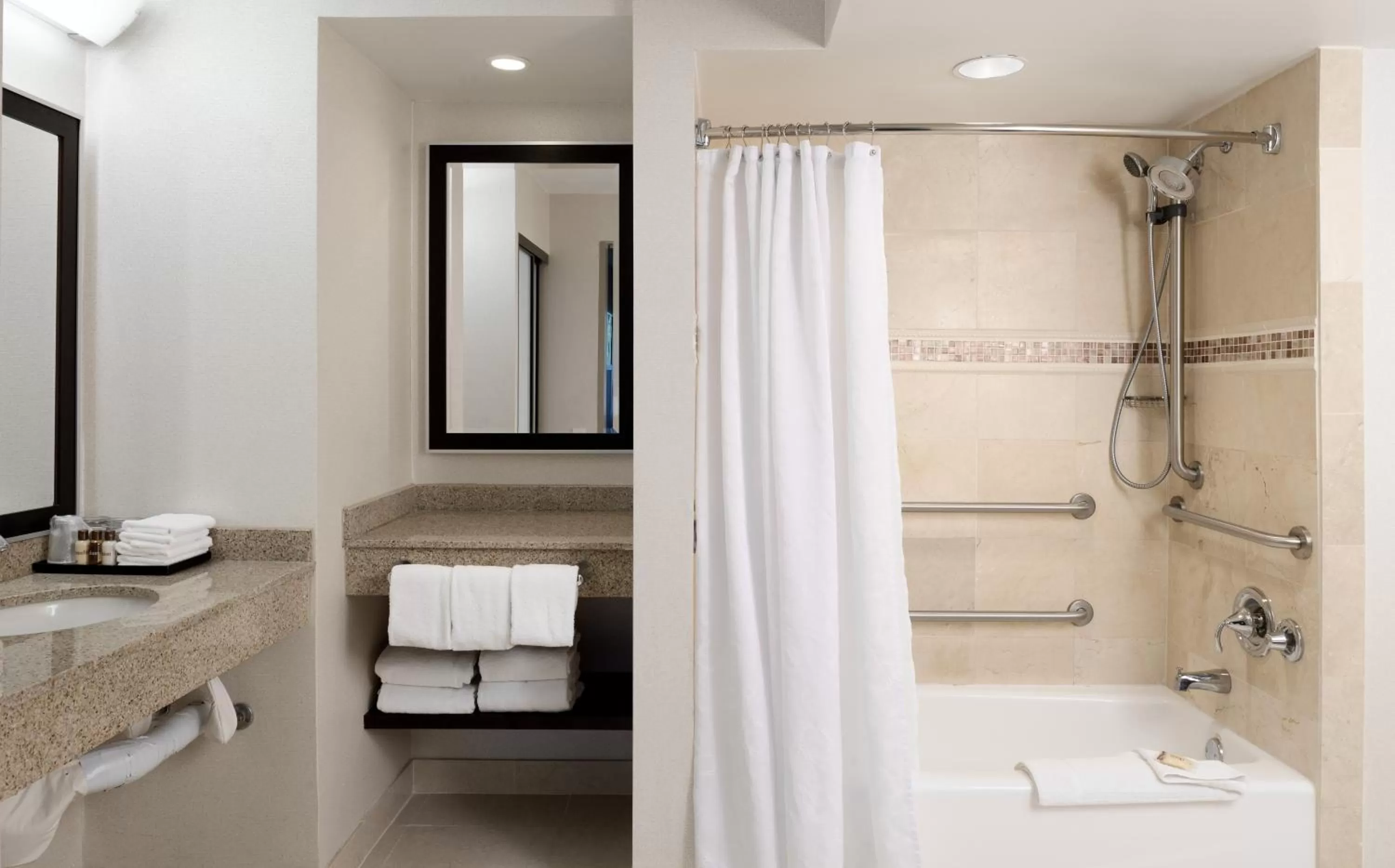 One-Bedroom Suite with Adapted Tub - Mobility and Hearing Accessible in Sheraton Suites Orlando Airport Hotel