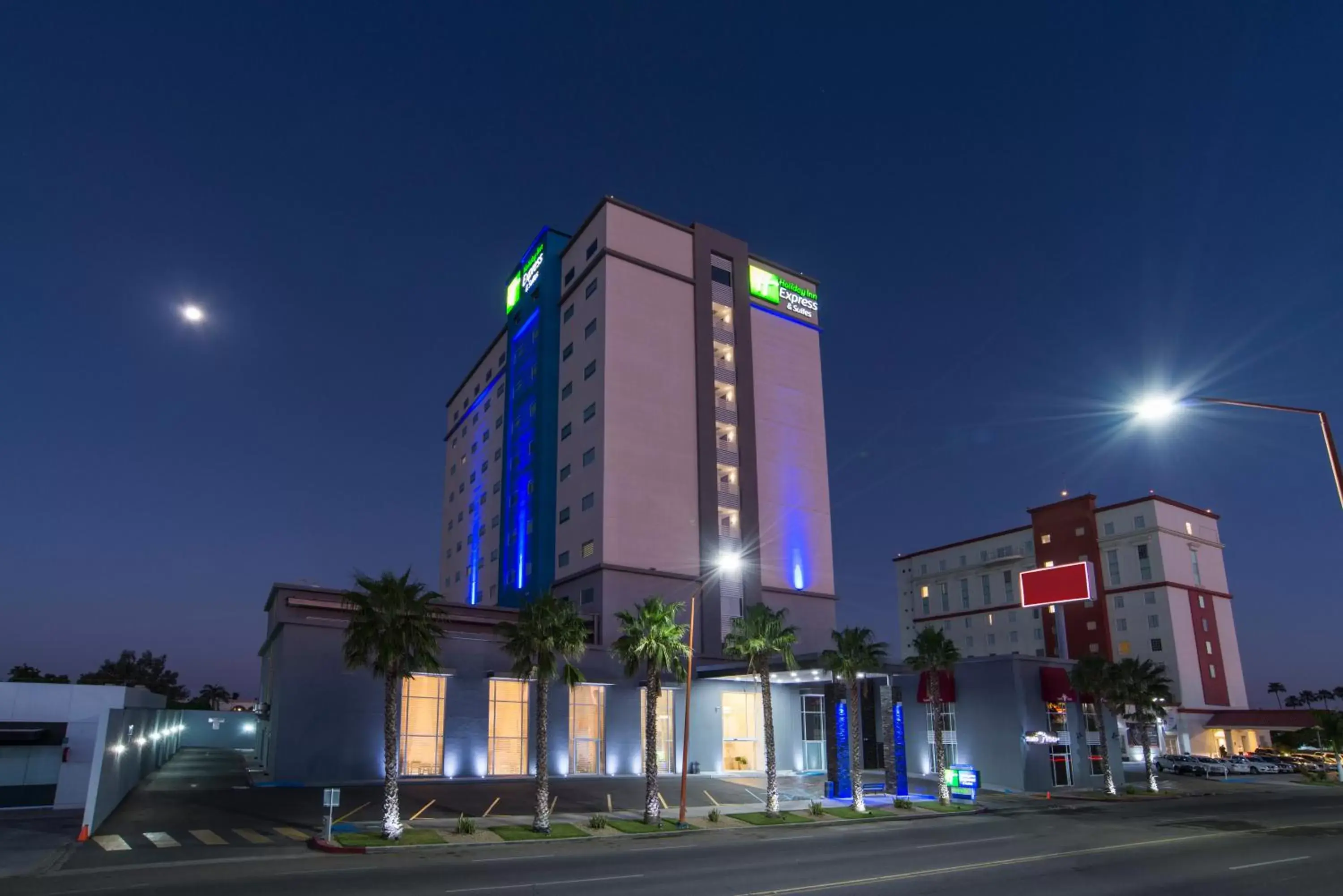 Property Building in Holiday Inn Express & Suites - Ciudad Obregon, an IHG Hotel