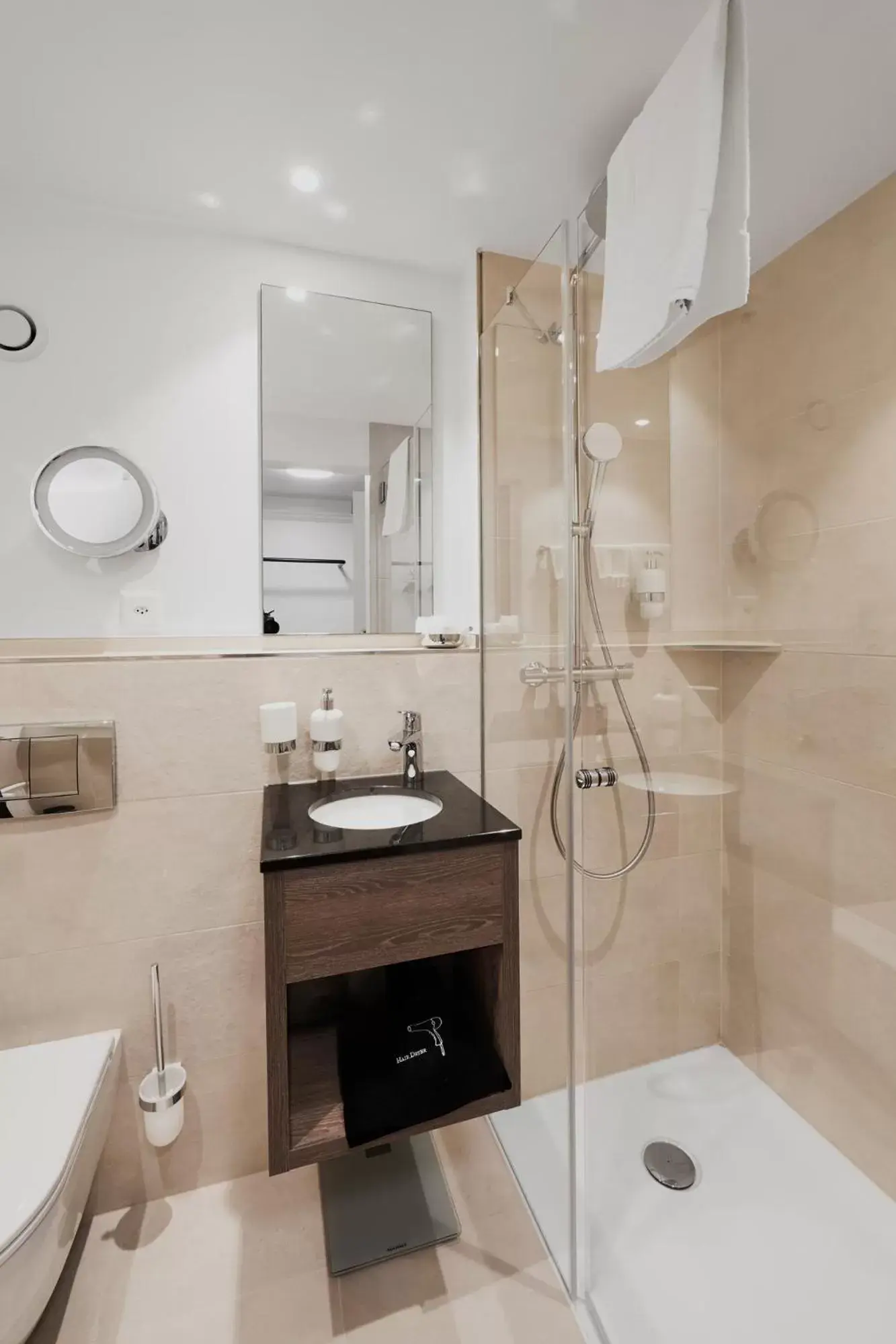 Shower, Bathroom in Hotel Löwen am See
