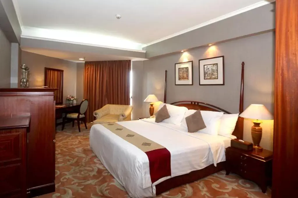 Bed in Hotel Bidakara Jakarta