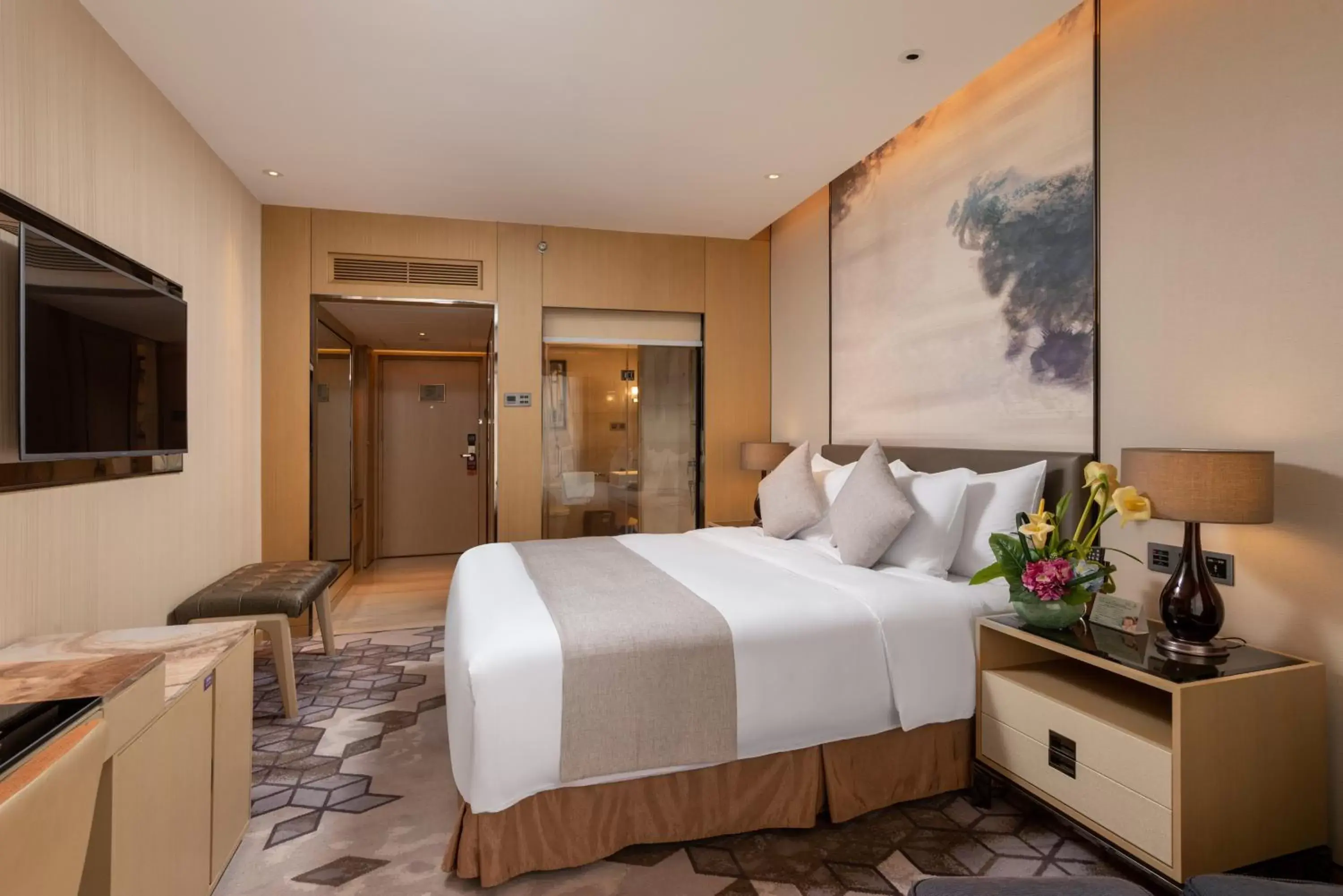 Bed in Zhuhai Longzhuda International Hotel