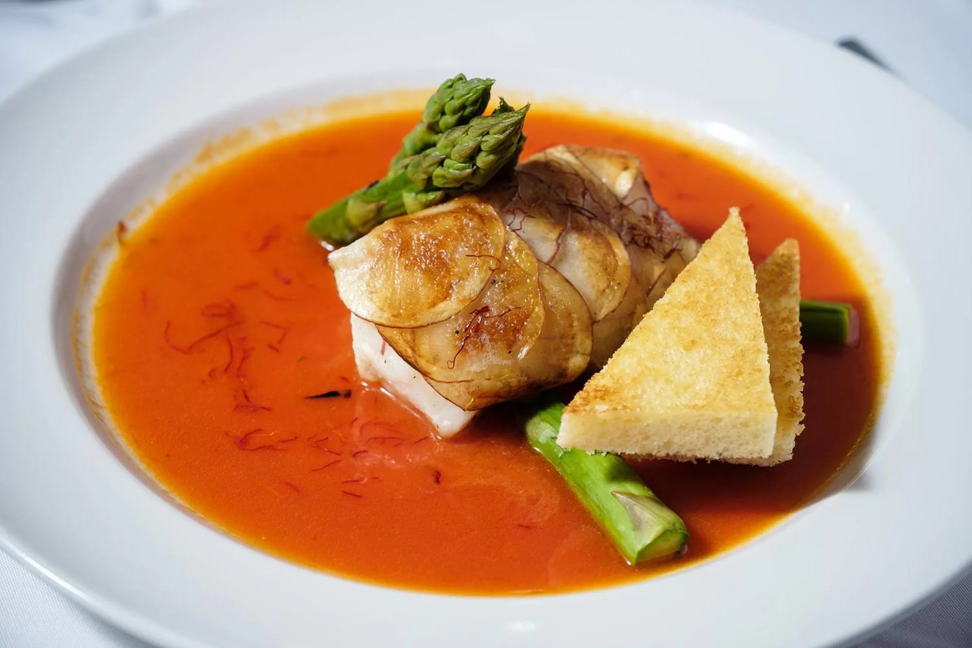 Restaurant/places to eat in Wyndham Moline on John Deere Commons