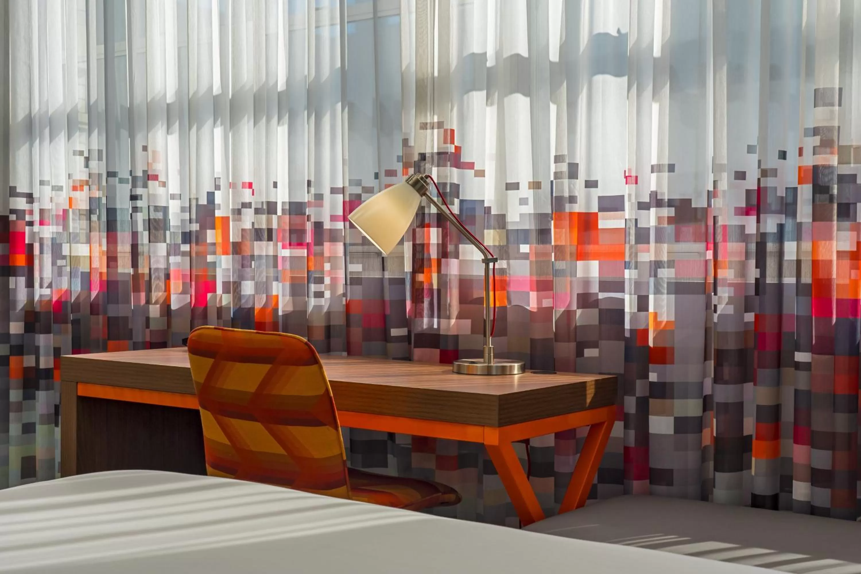 Photo of the whole room in Aloft Houston Downtown