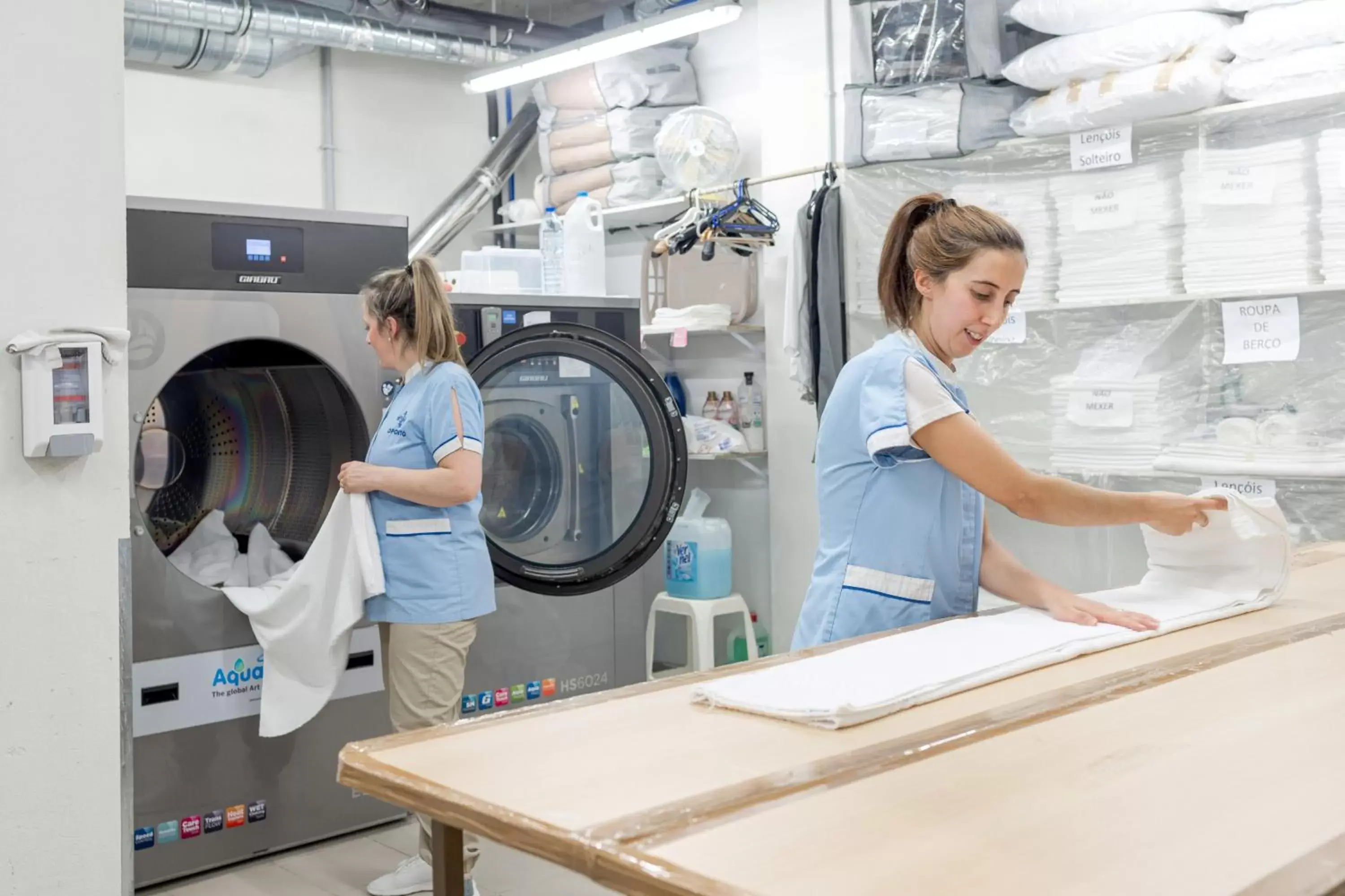 laundry in Oporto Airport & Business Hotel