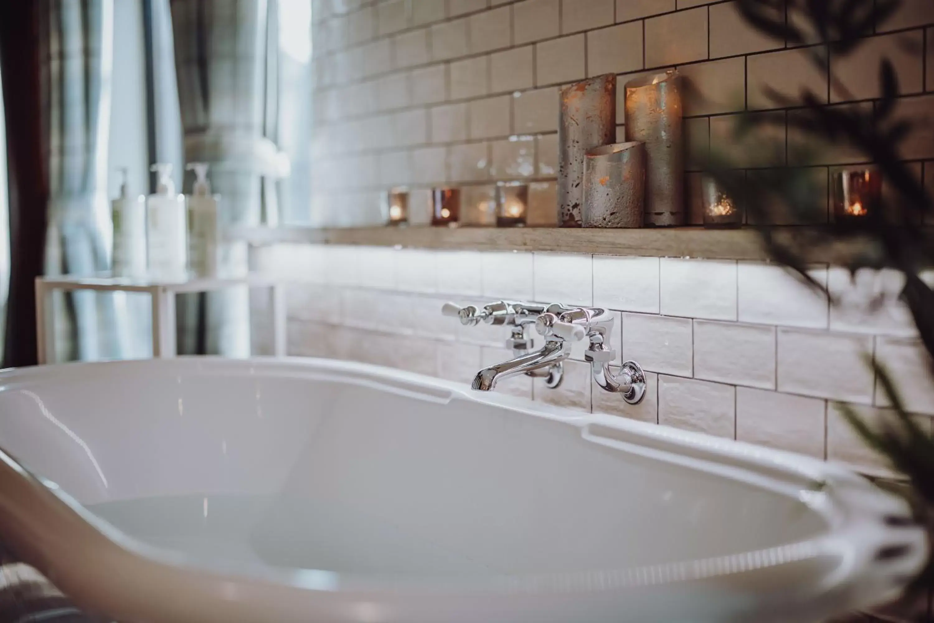 Bathroom in South Causey Inn