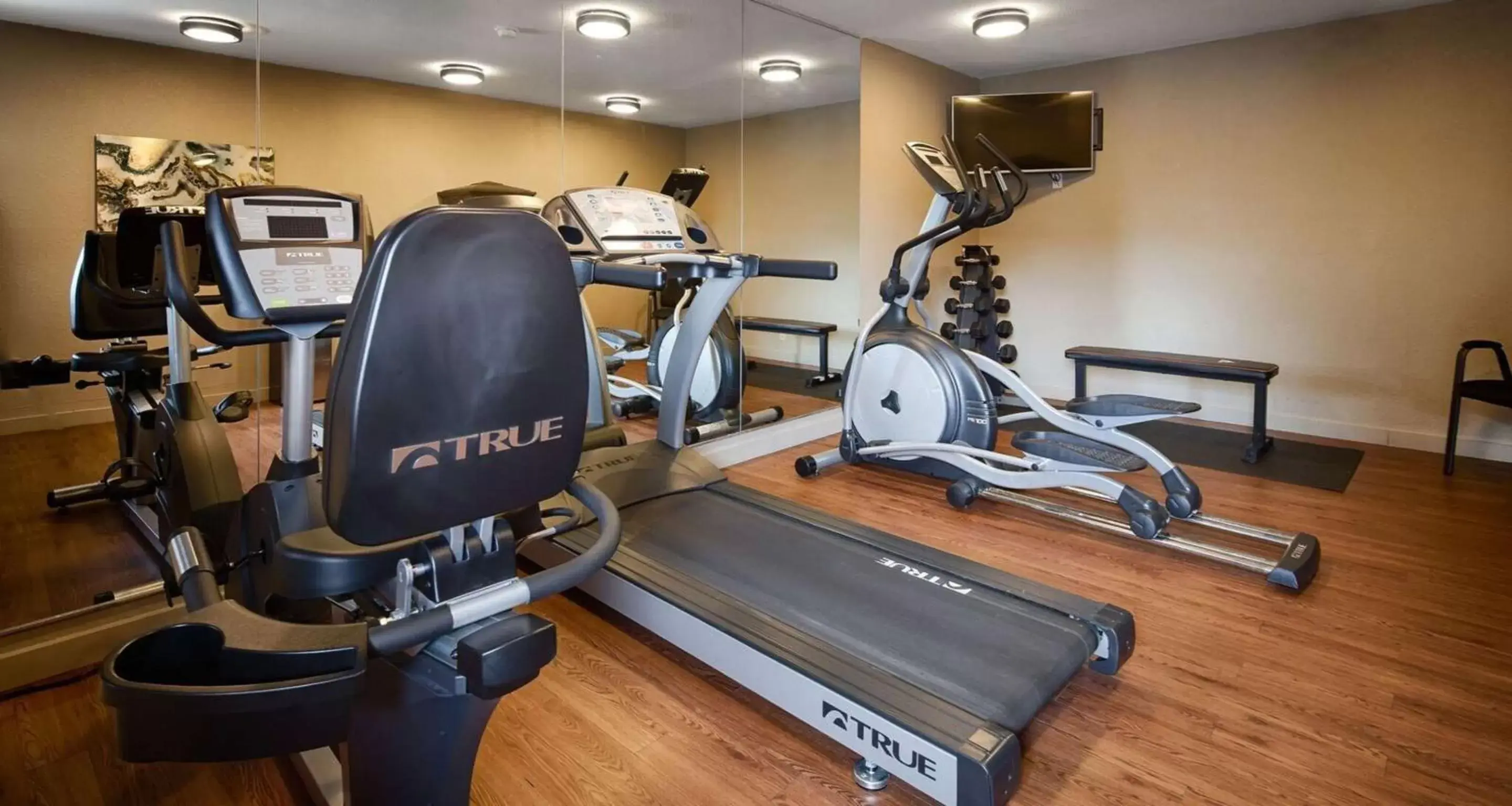 On site, Fitness Center/Facilities in Best Western The Oasis at Joplin