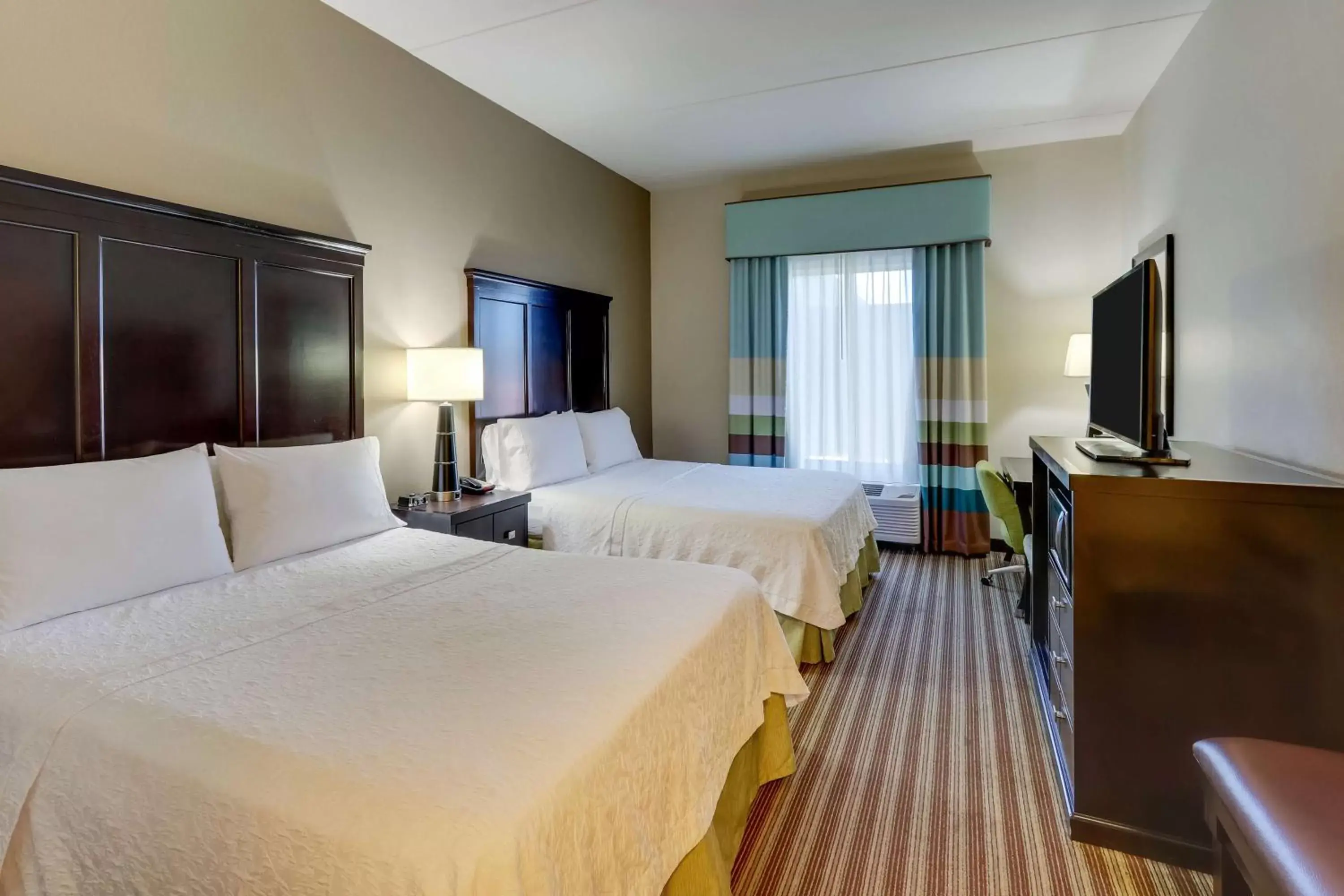 Bedroom, Bed in Hampton Inn and Suites Swansboro Near Camp Lejeune Bedroom, Bed in Hampton Inn and Suites Swansboro Near Camp Lejeune