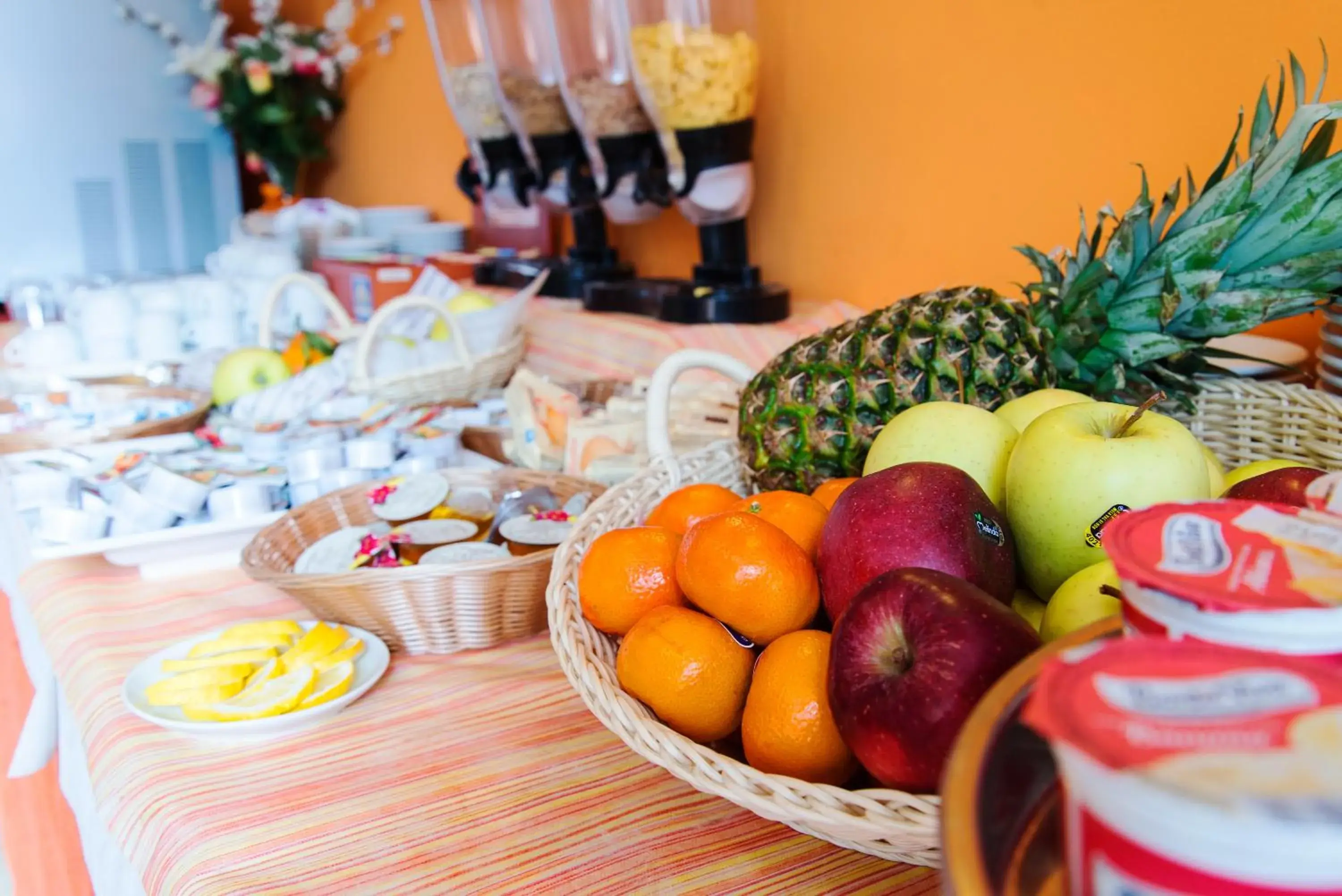 Restaurant/places to eat in Cavalieri del Tau Restaurant/places to eat in Cavalieri del Tau