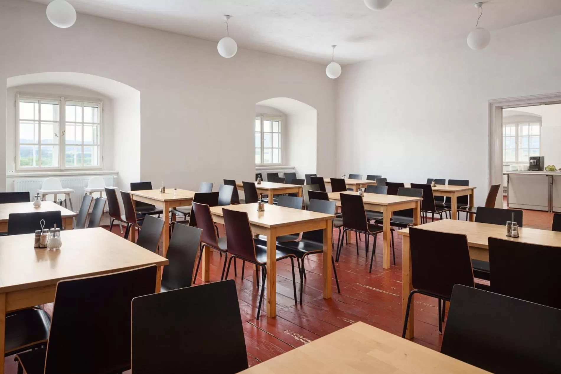 Communal kitchen in Dům Hostů Klášter Broumov