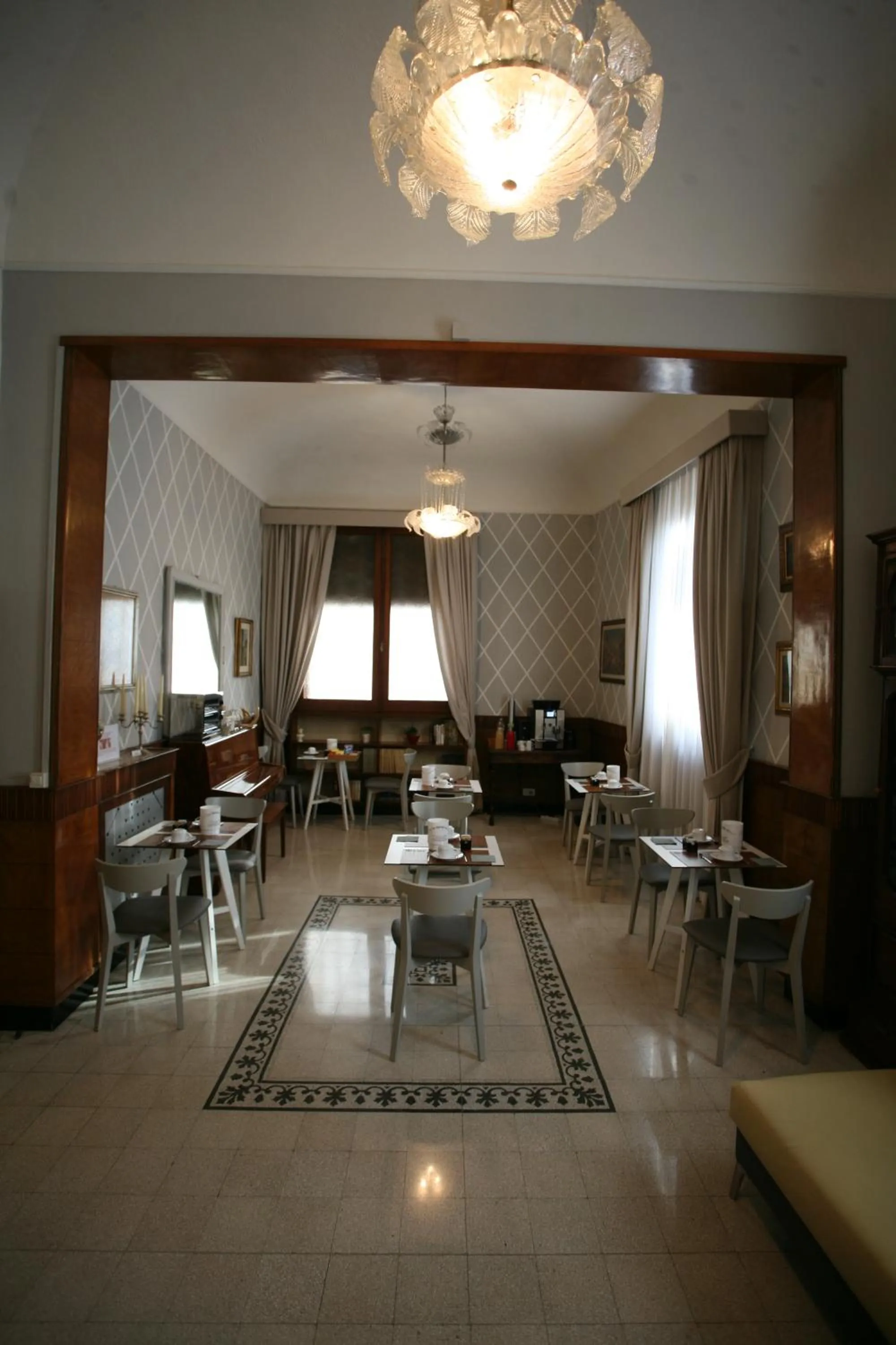 Buffet breakfast in Hotel Il Sole