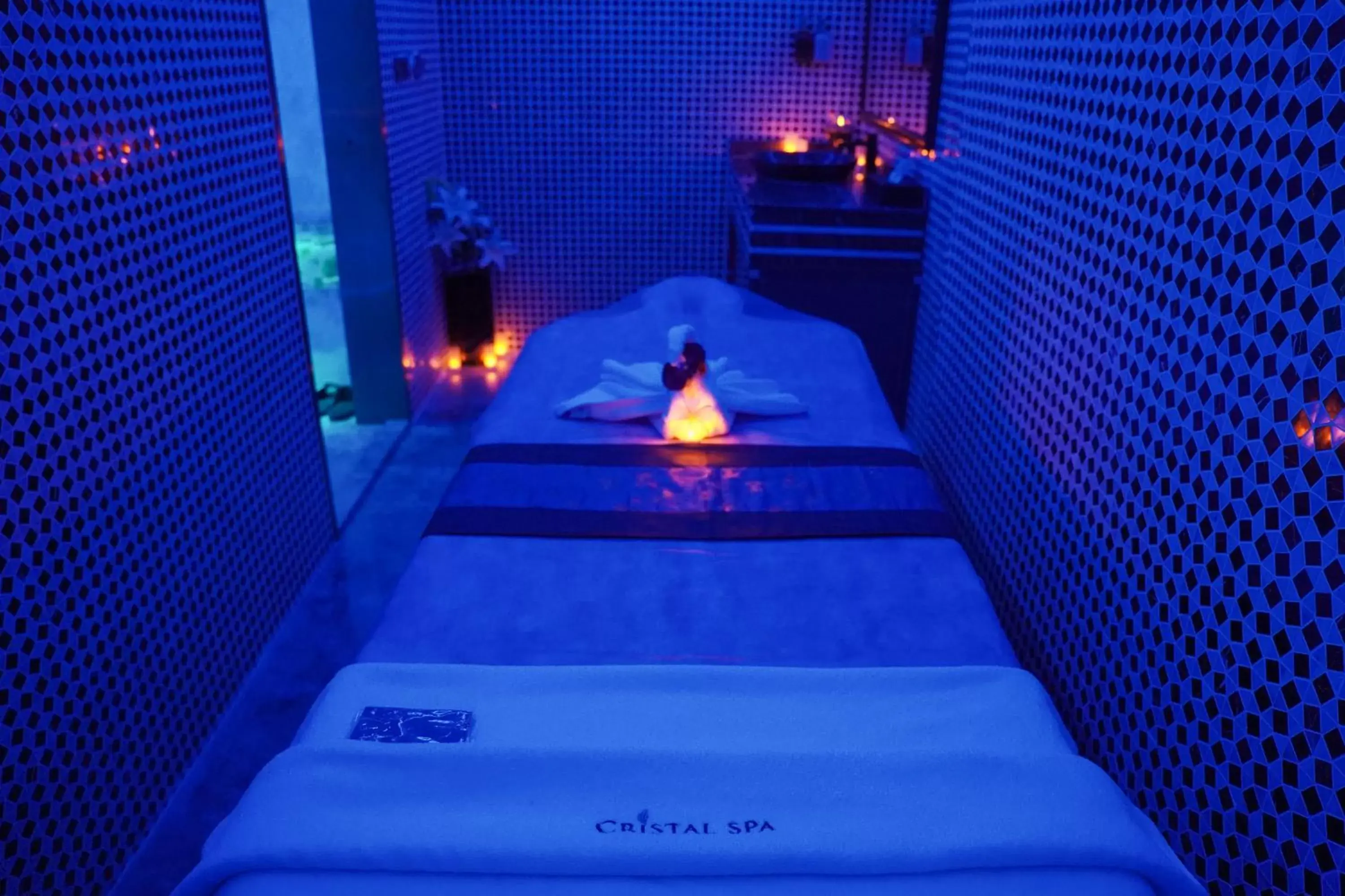 Massage, Spa/Wellness in Cristal Hotel Abu Dhabi