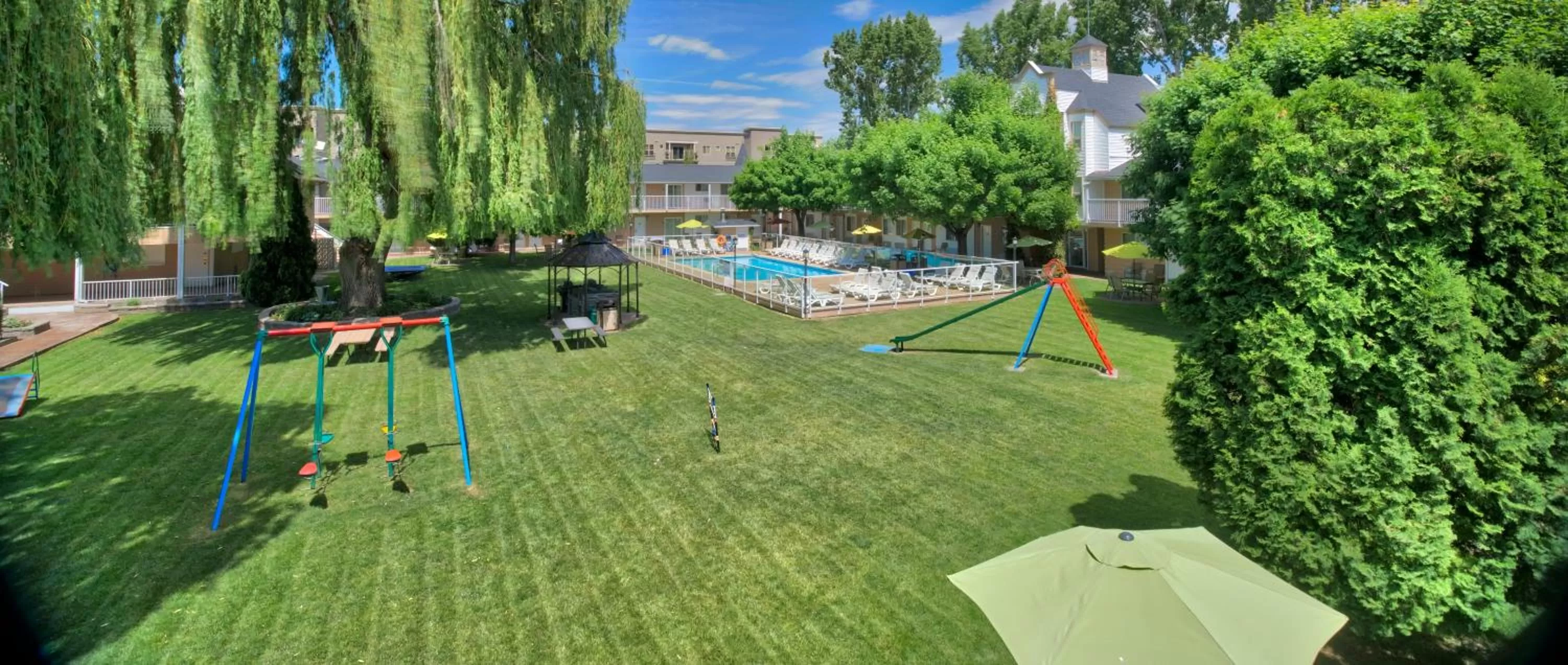 Garden in Best Western Inn at Penticton