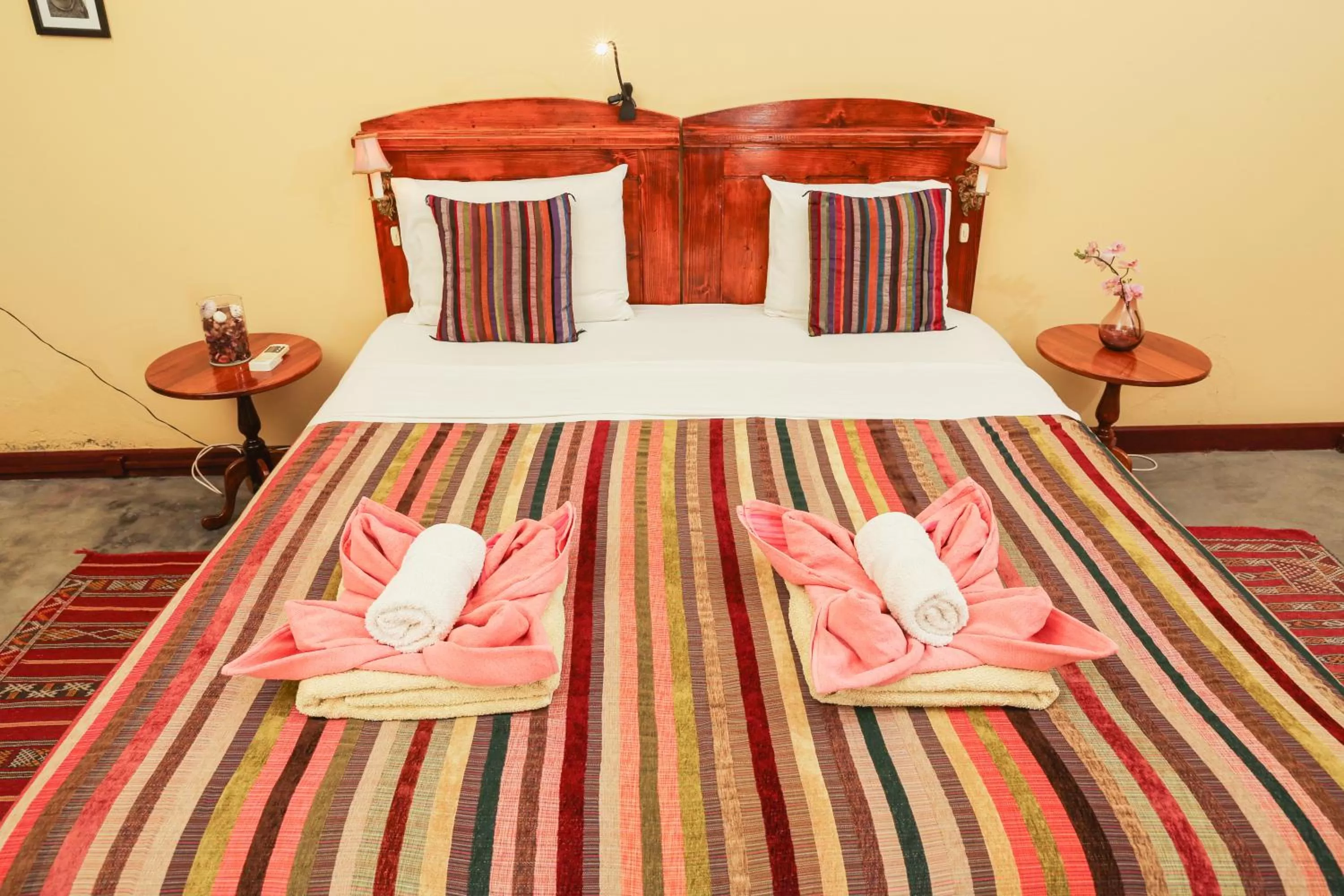 Bed in The Colonial Guest House
