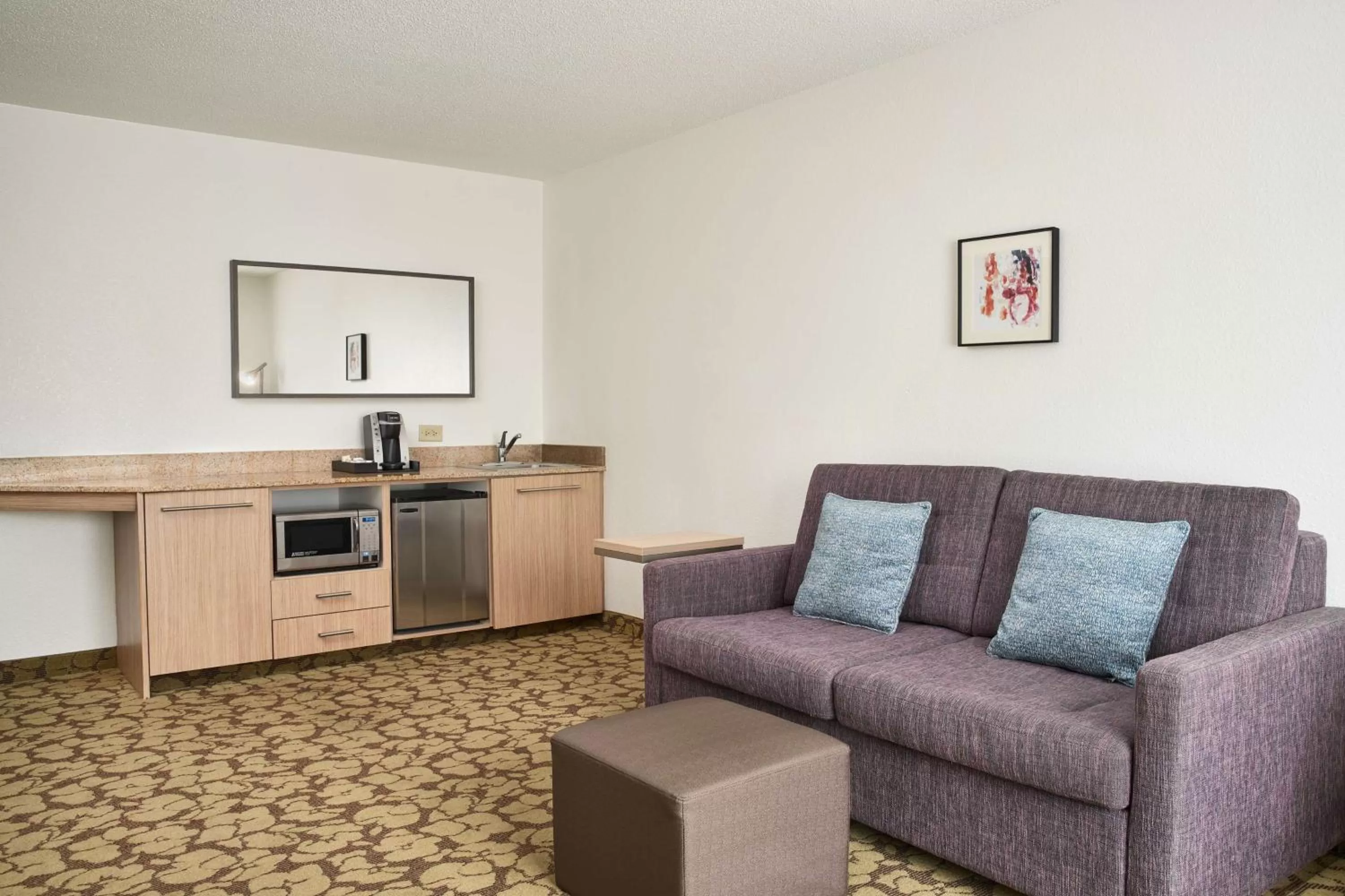 King Junior Suite in Hilton Garden Inn Columbus