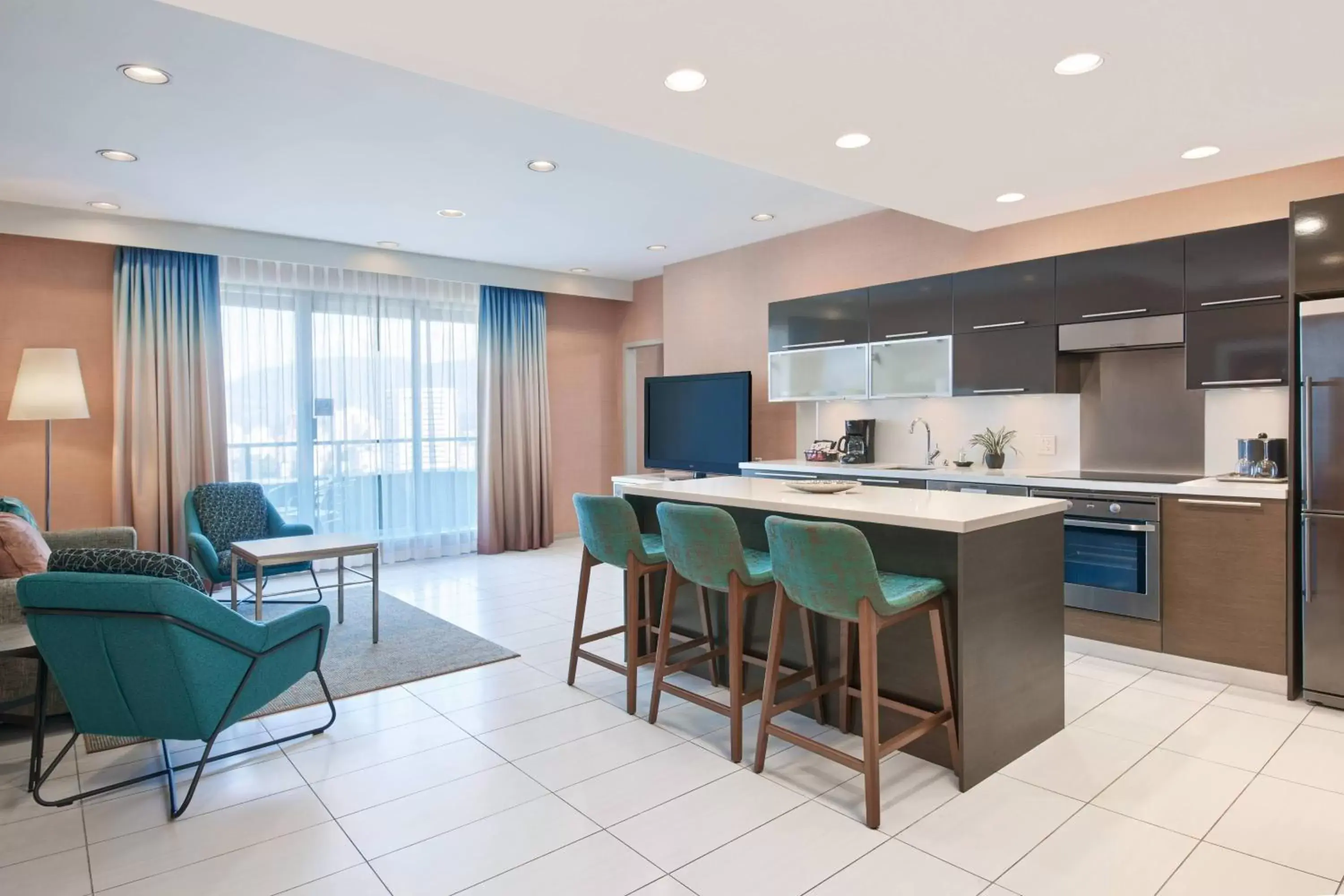 Kitchen or kitchenette in Residence Inn by Marriott Vancouver Downtown