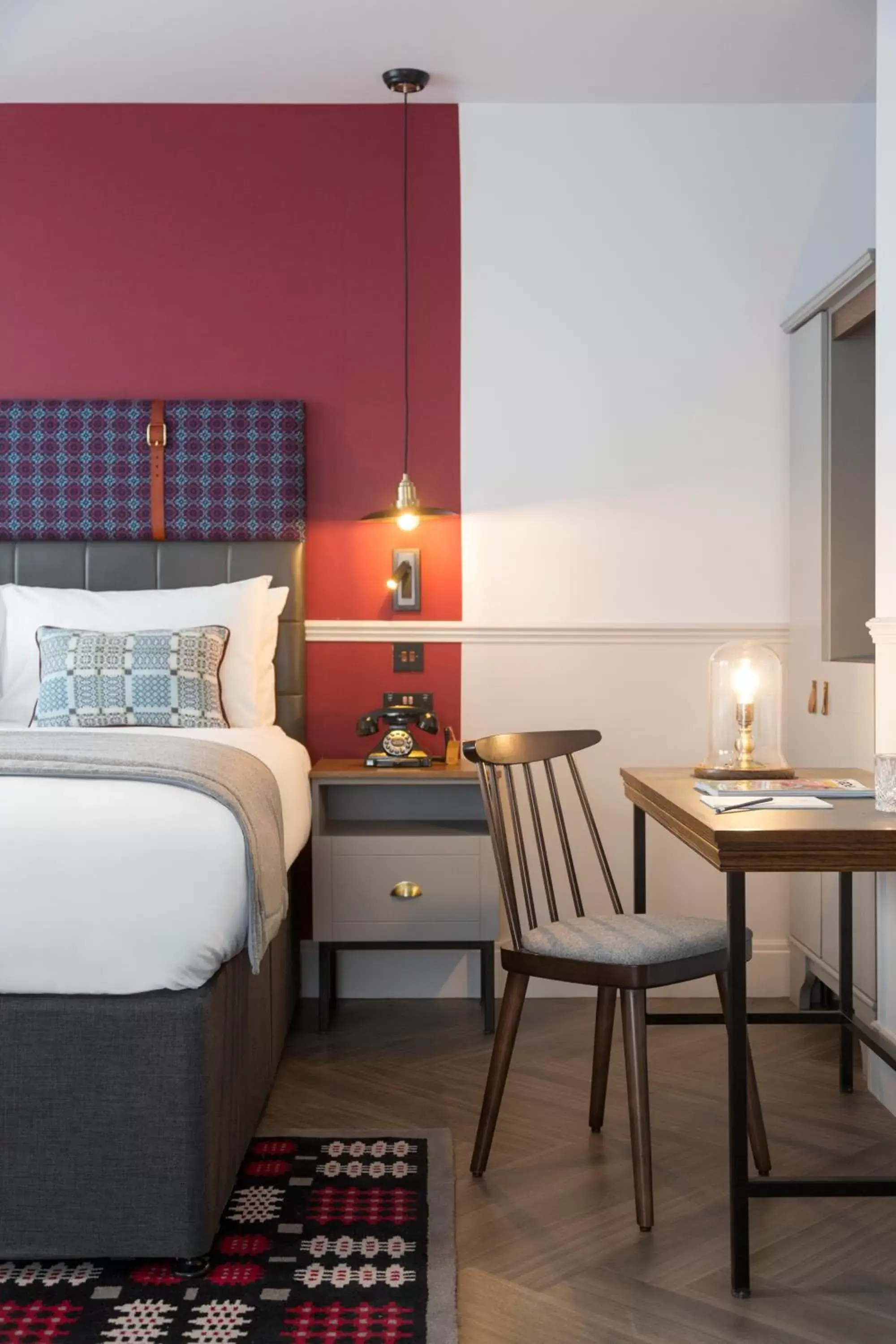Bed in Hotel Indigo - Cardiff, an IHG Hotel