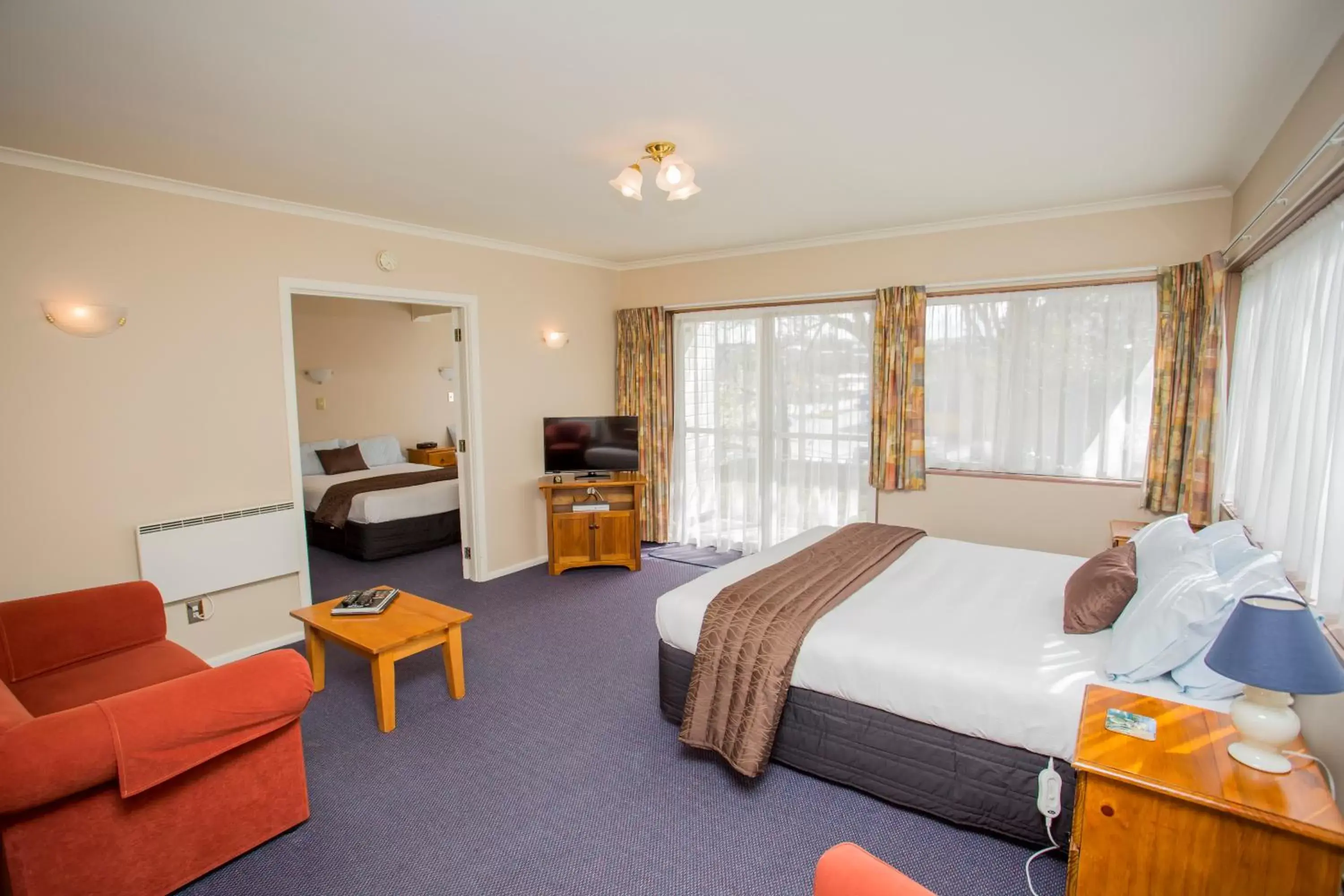 Photo of the whole room in Parklands Motor Lodge