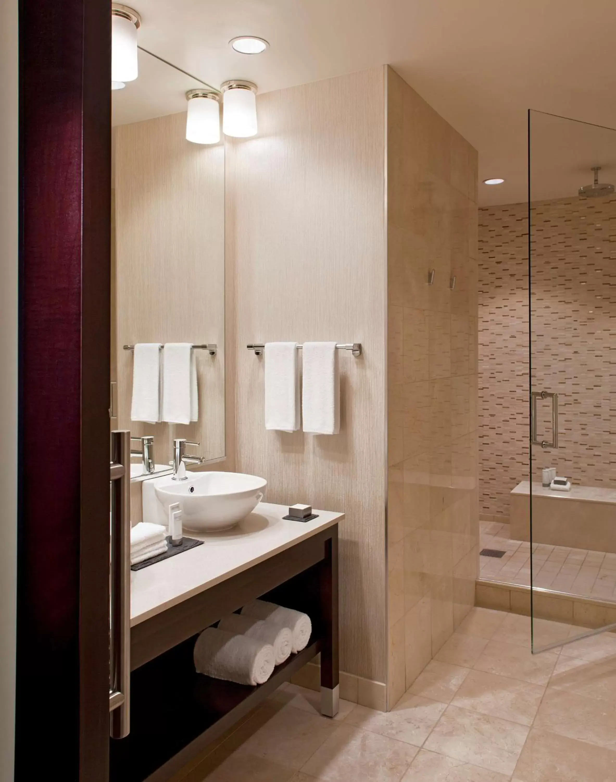 Bathroom in Hyatt Regency Chicago